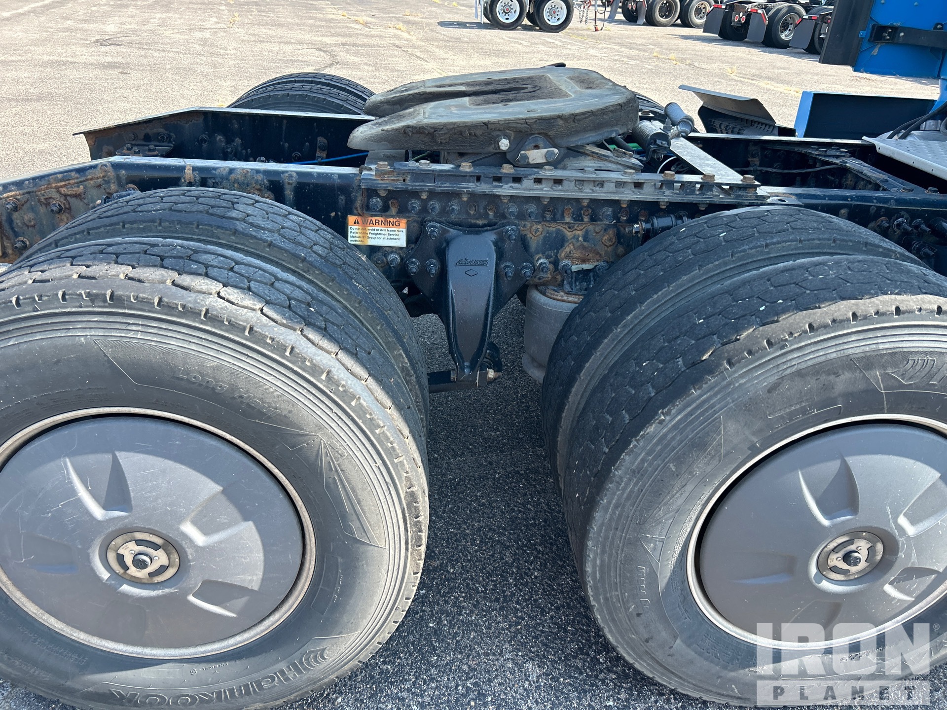 2020 Freightliner CASCADIA 126