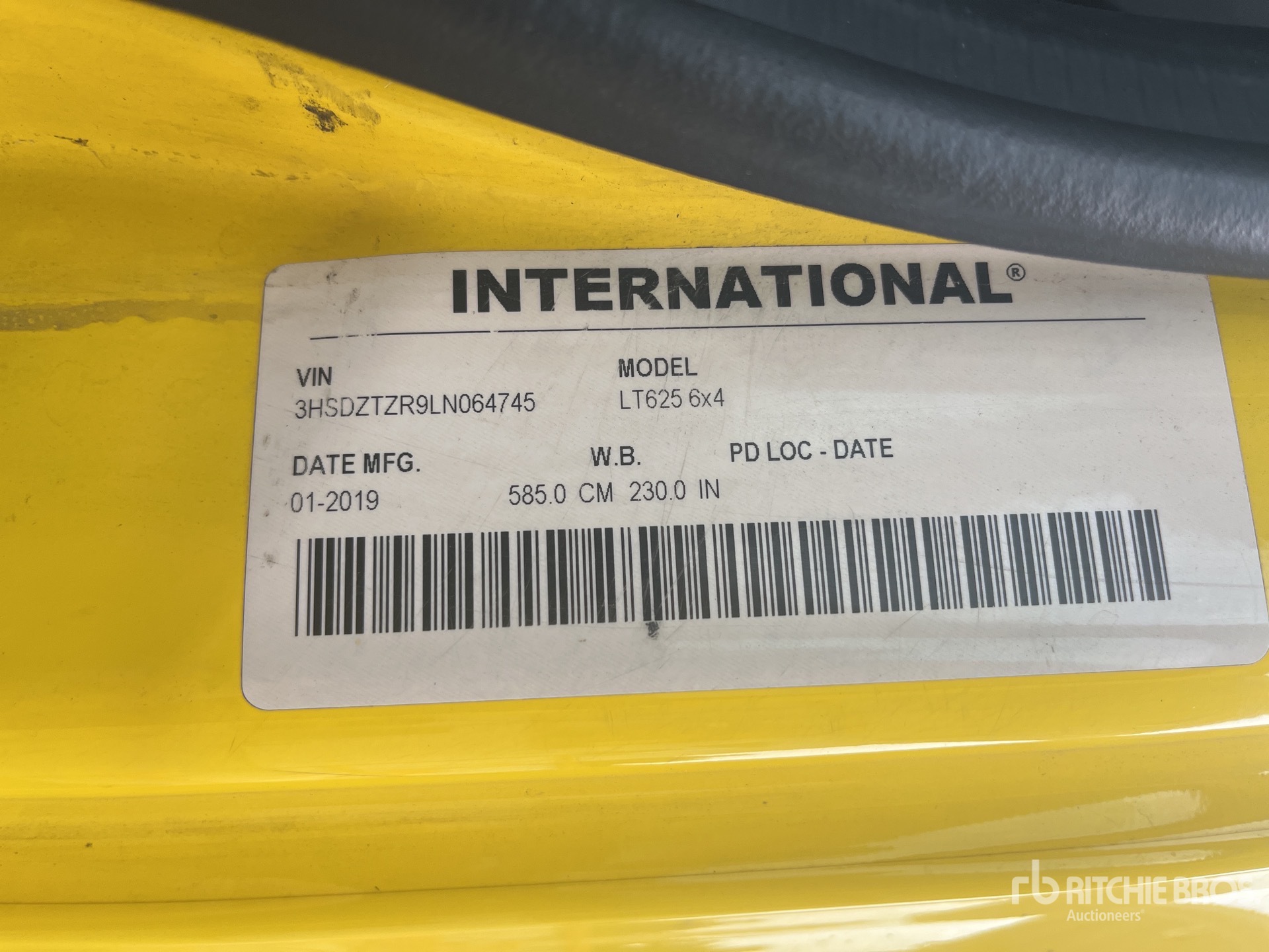 2020 International LT625