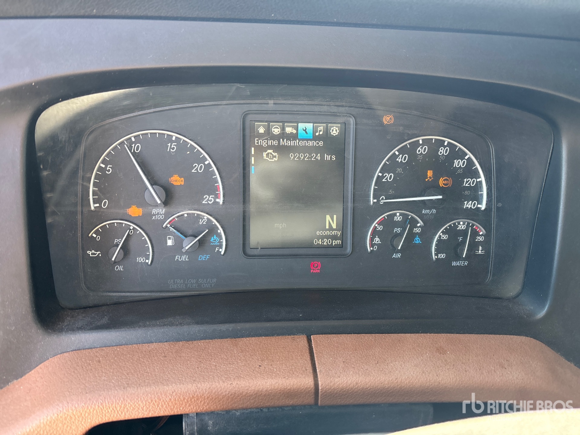2022 Freightliner CASCADIA 126