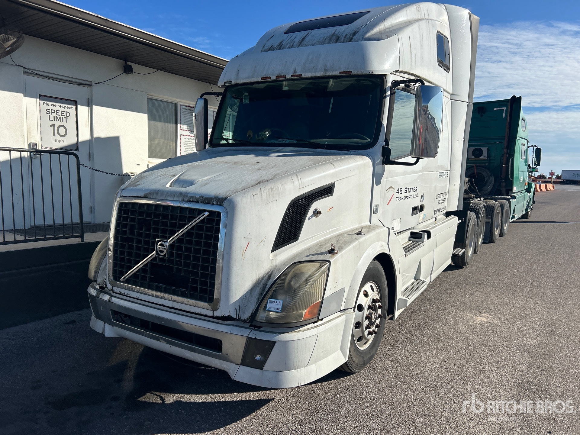 2015 Volvo VNL