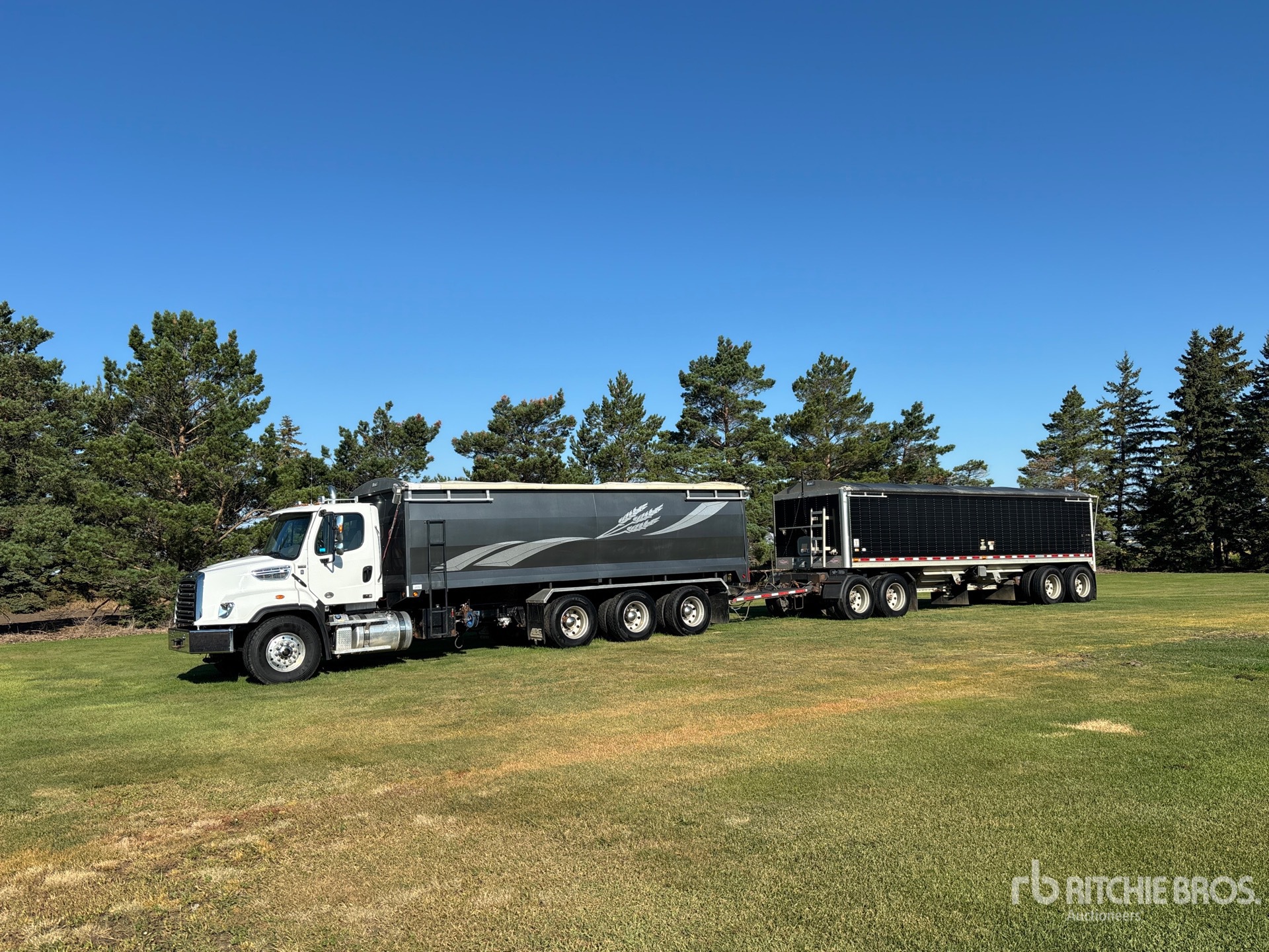 2019 Freightliner 114SD
