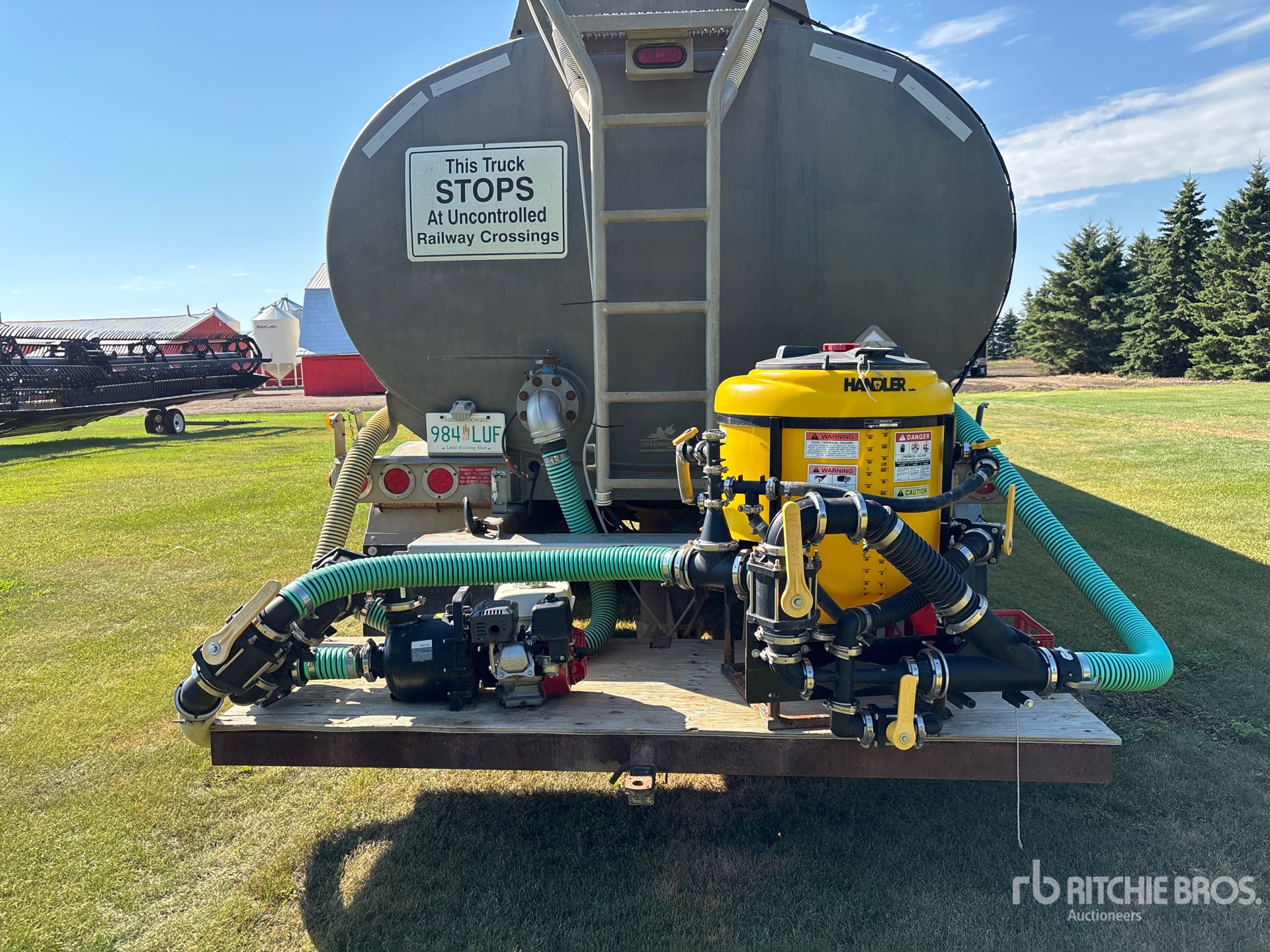 2008 Hutchinson 38000 L Tri/A