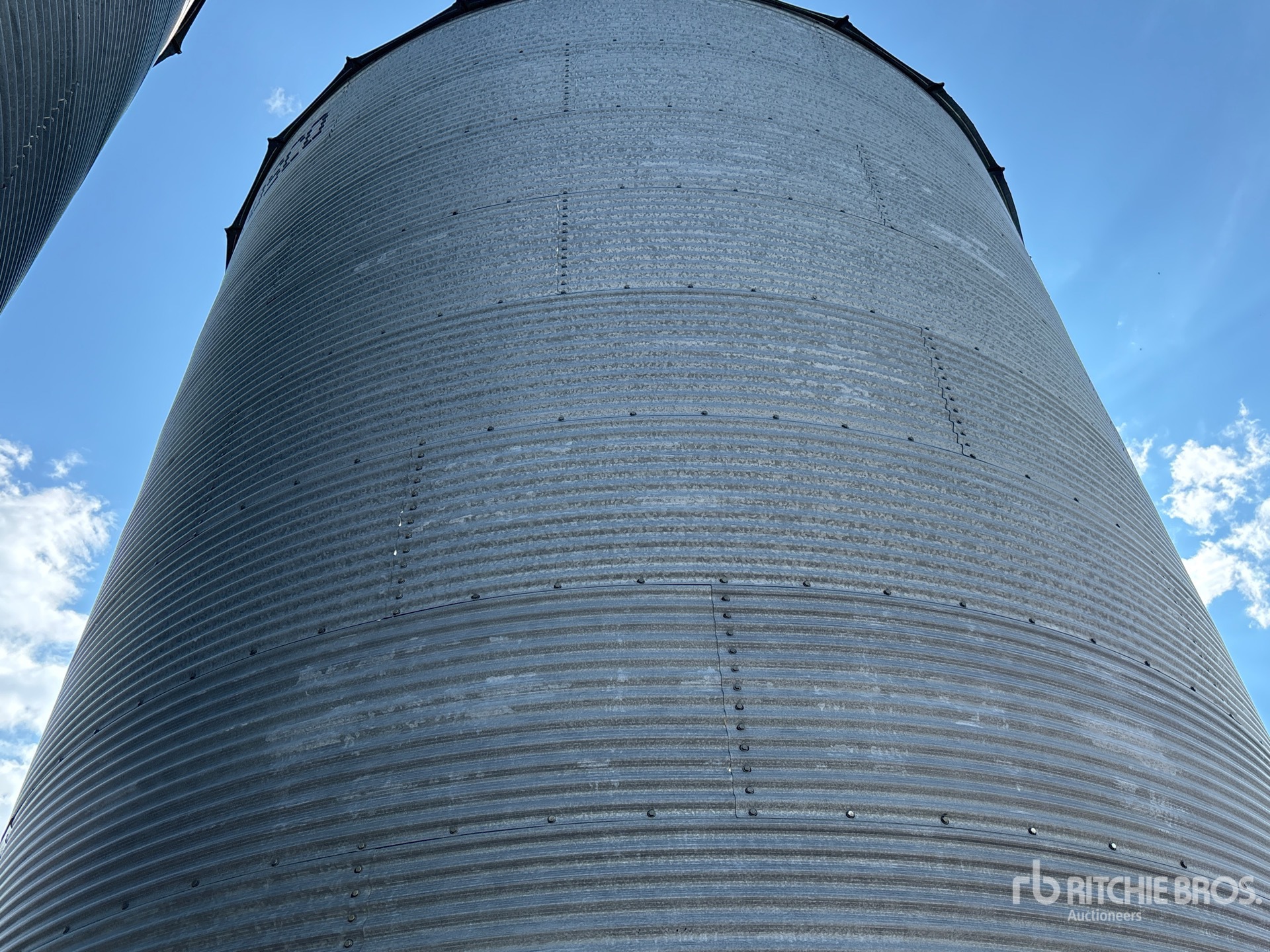 Westeel +/- 5500 BU 8 RING HOPPER
