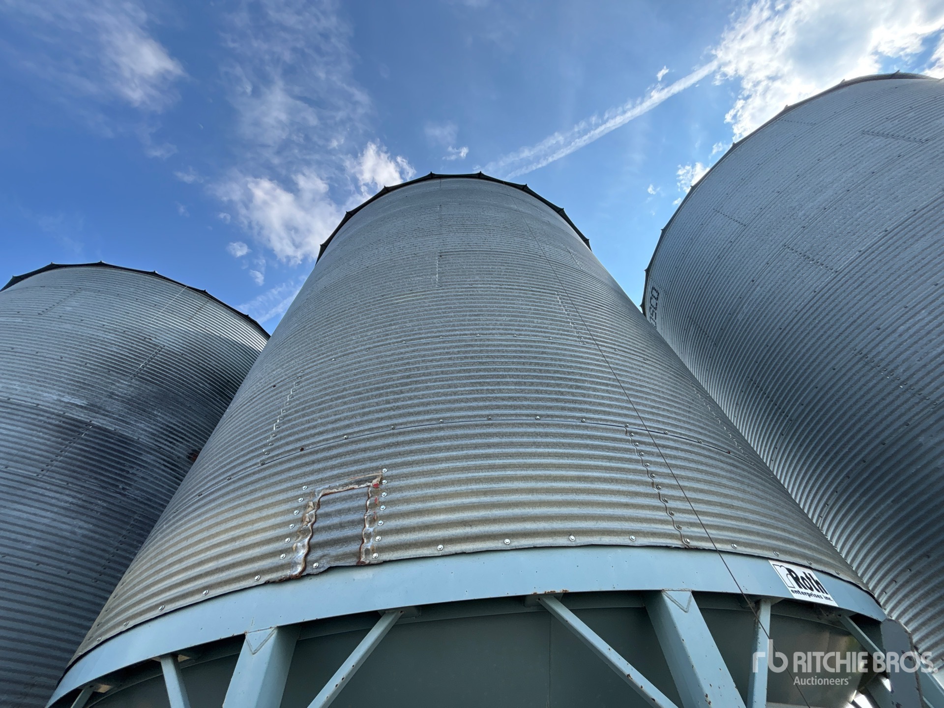 Westeel +/- 5500 BU 8 RING HOPPER