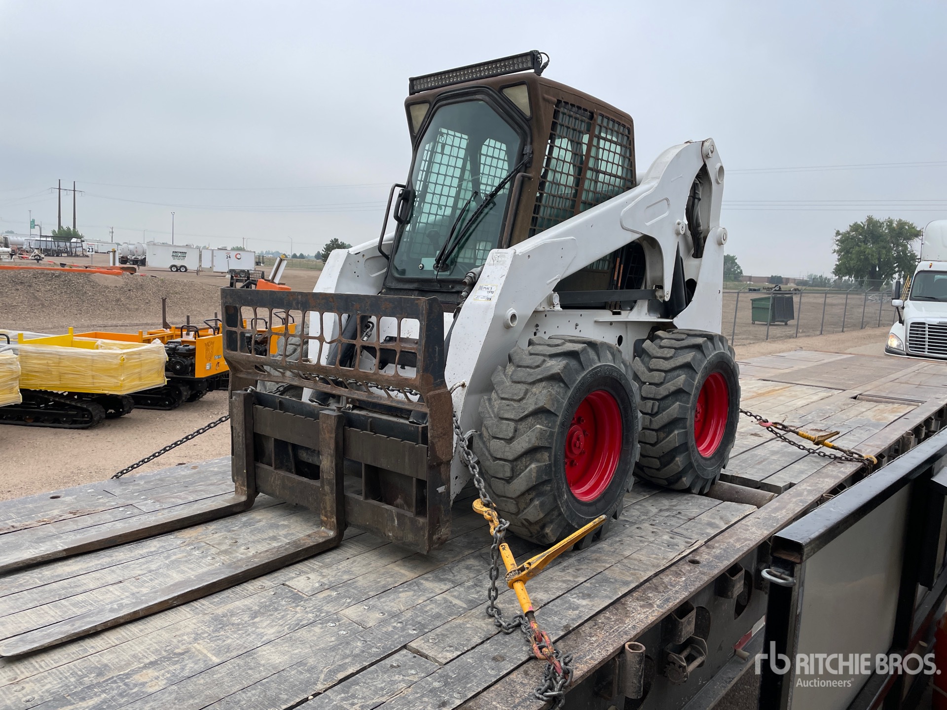 2007 Bobcat S330