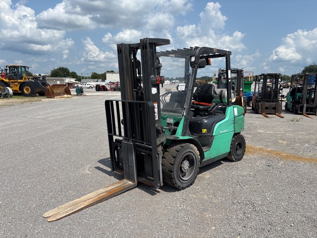 2022 Mitsubishi FG30N 5500 lb Pneumatic Tire Forklift