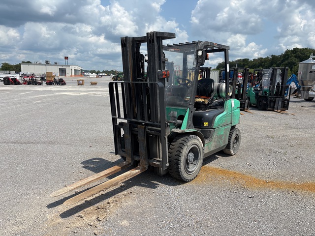 2022 Mitsubishi FG30N 5500 lb Pneumatic Tire Forklift