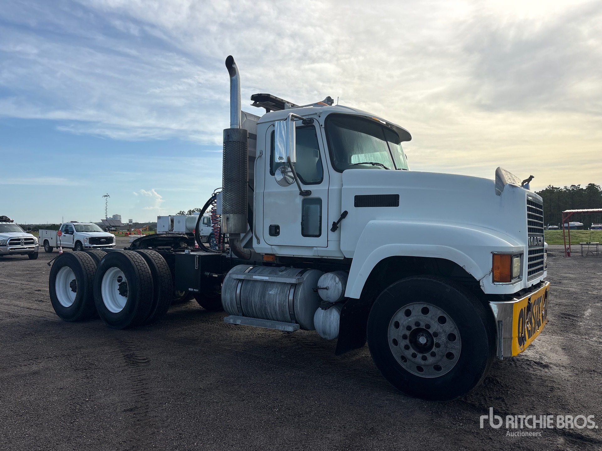 2007 Mack CH612