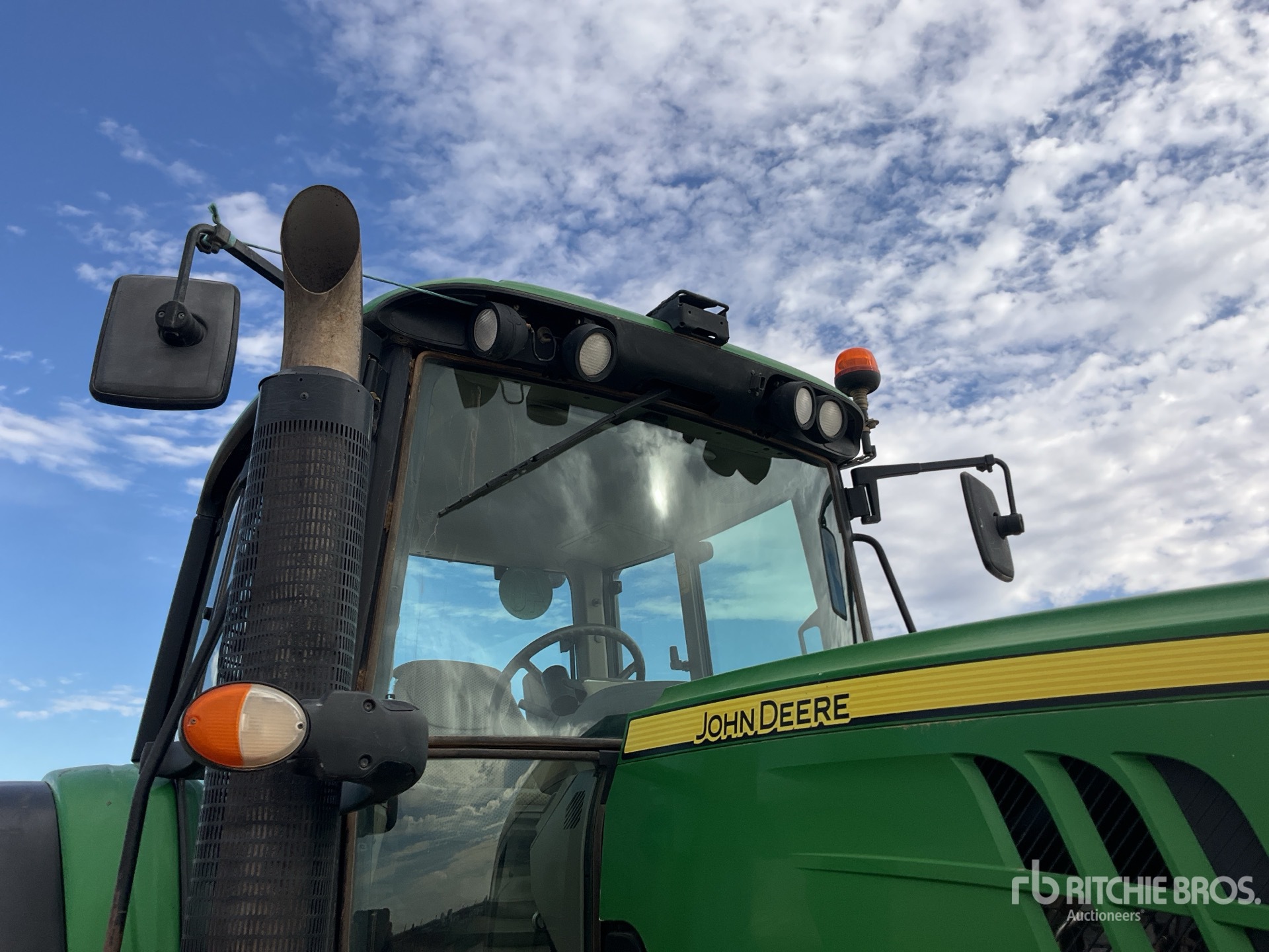 2013 John Deere 6170M