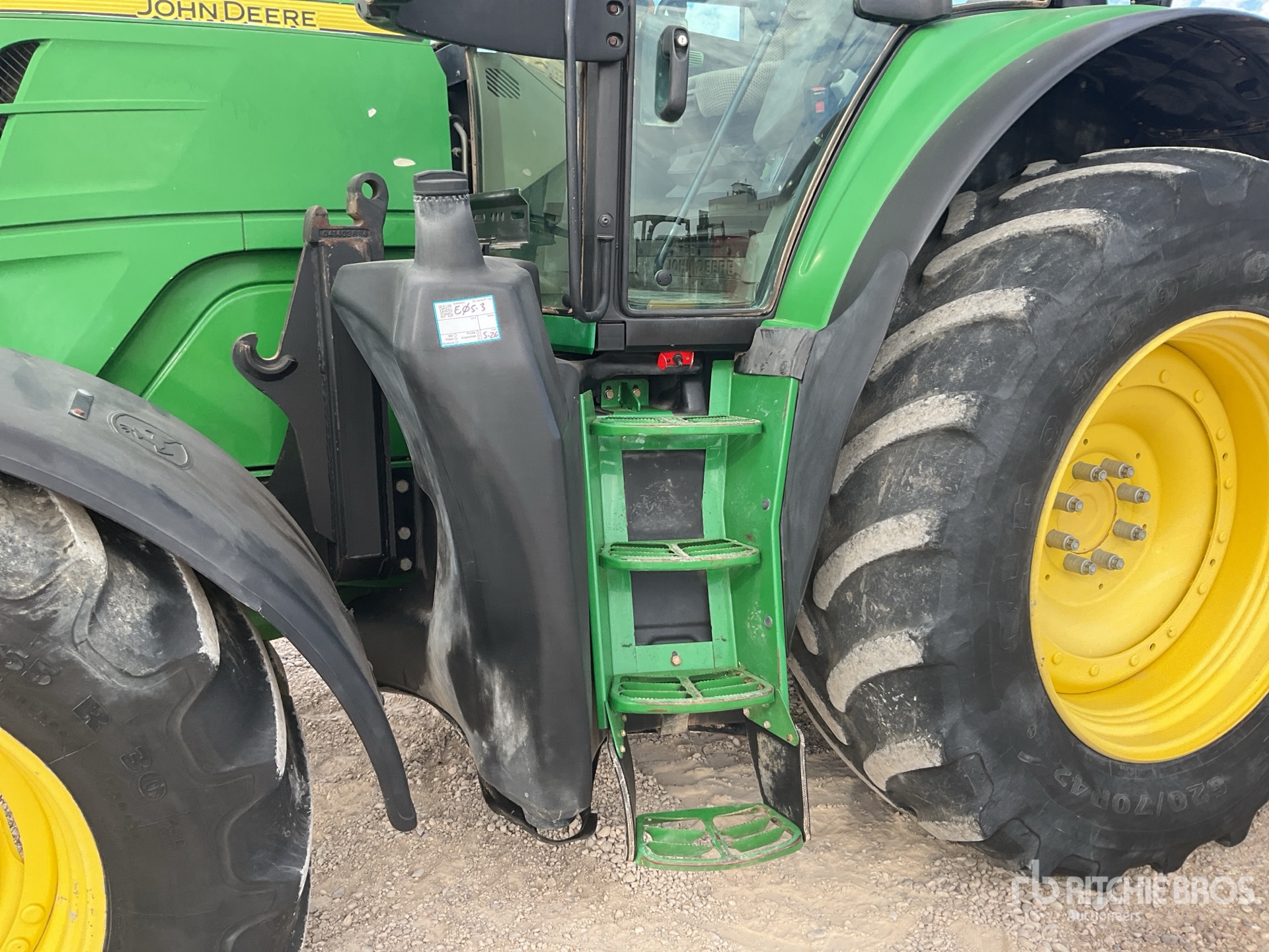 2013 John Deere 6170M