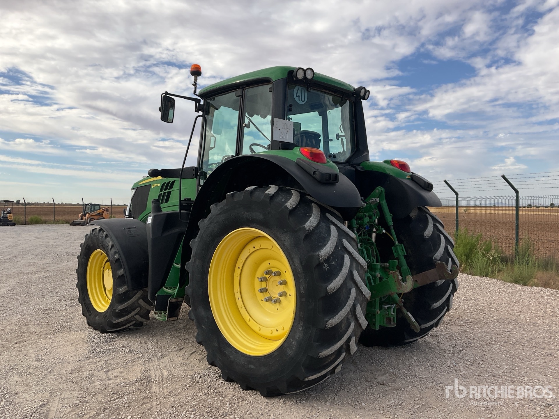 2013 John Deere 6170M