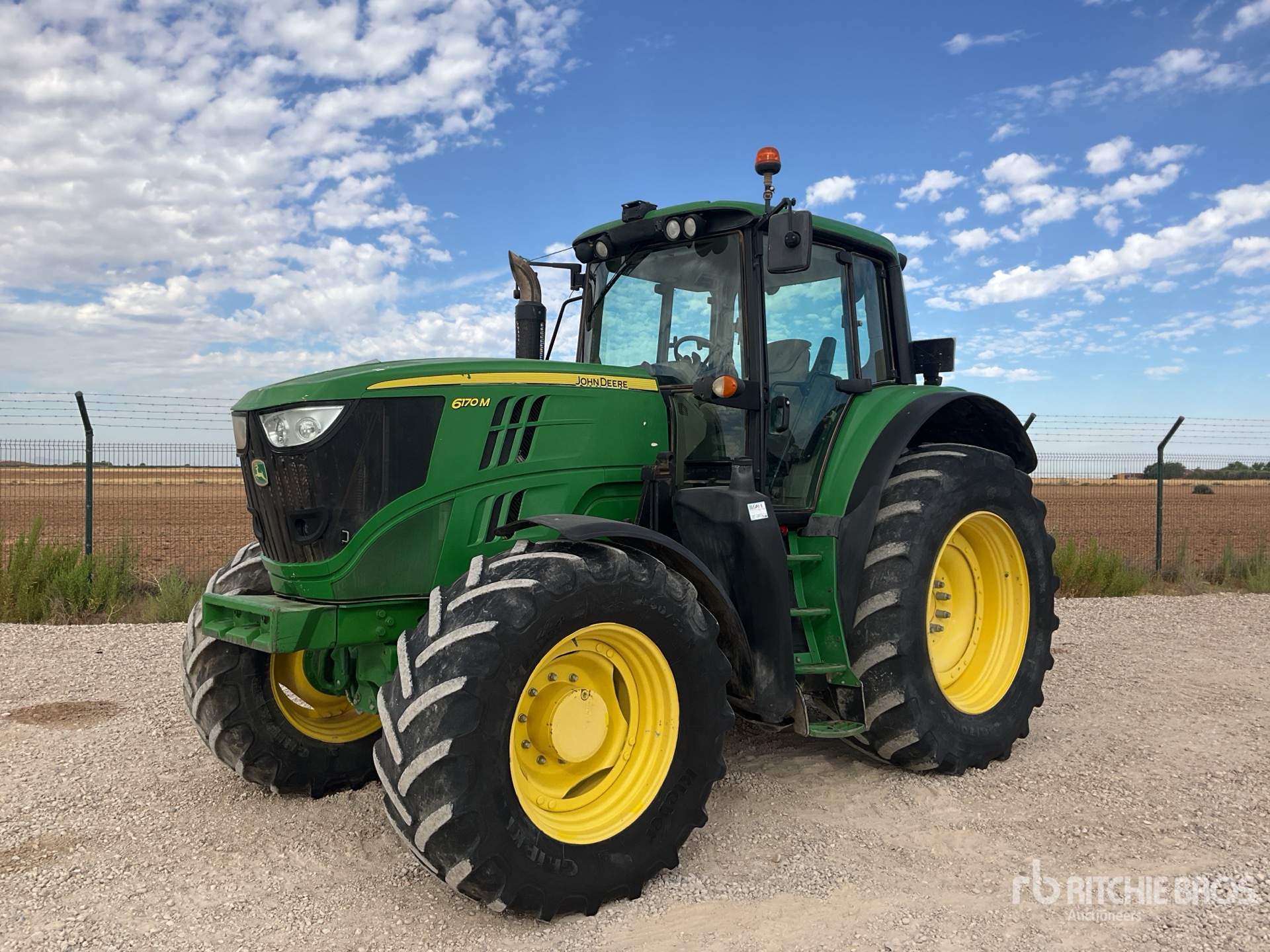 Photo of 2013 John Deere 6170M