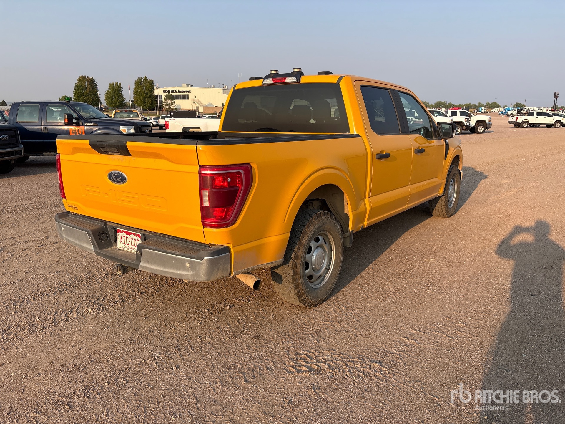 General Appearance with Picture, Right Rear Corner