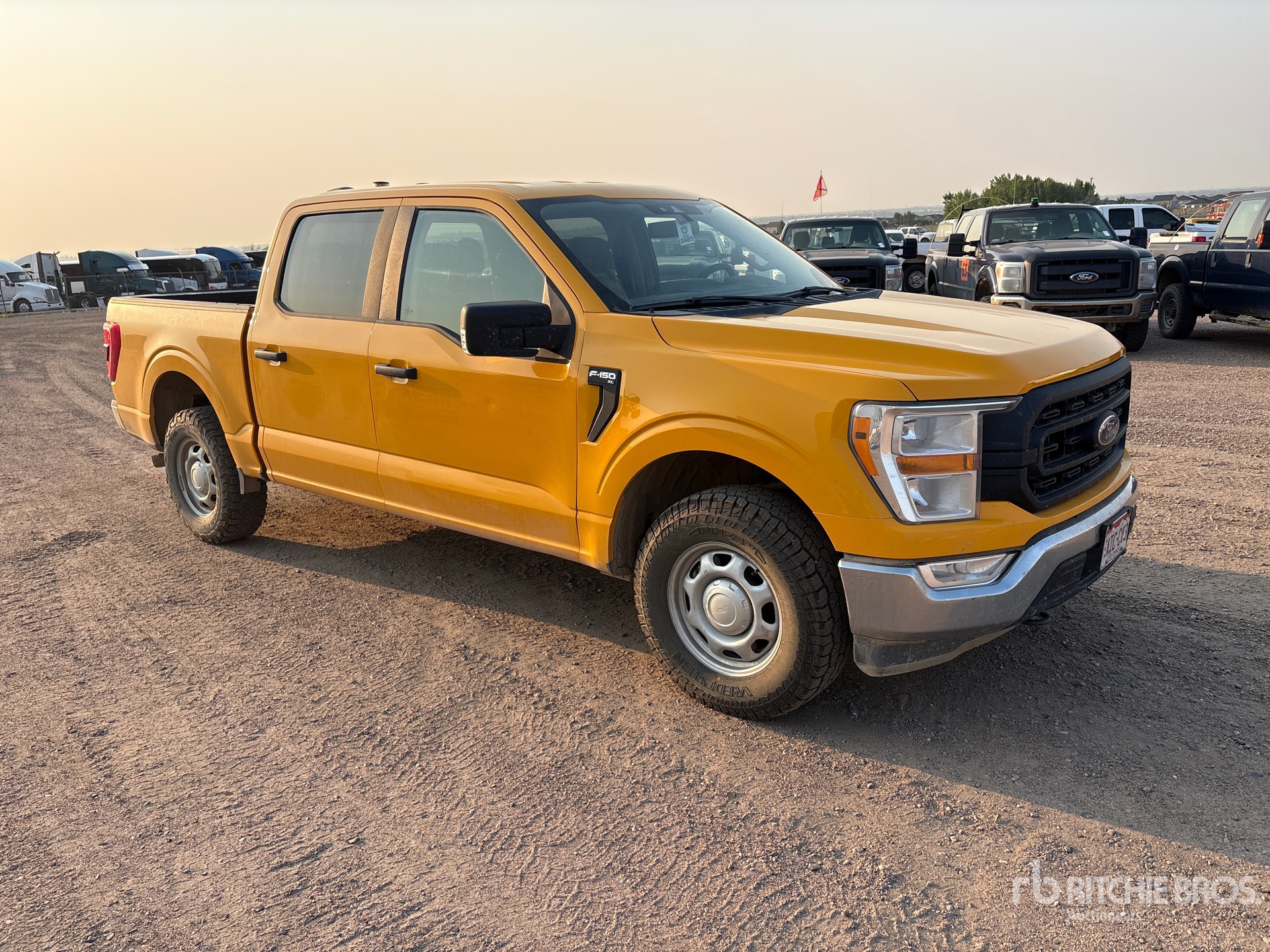 General Appearance with Picture, Right Front Corner
