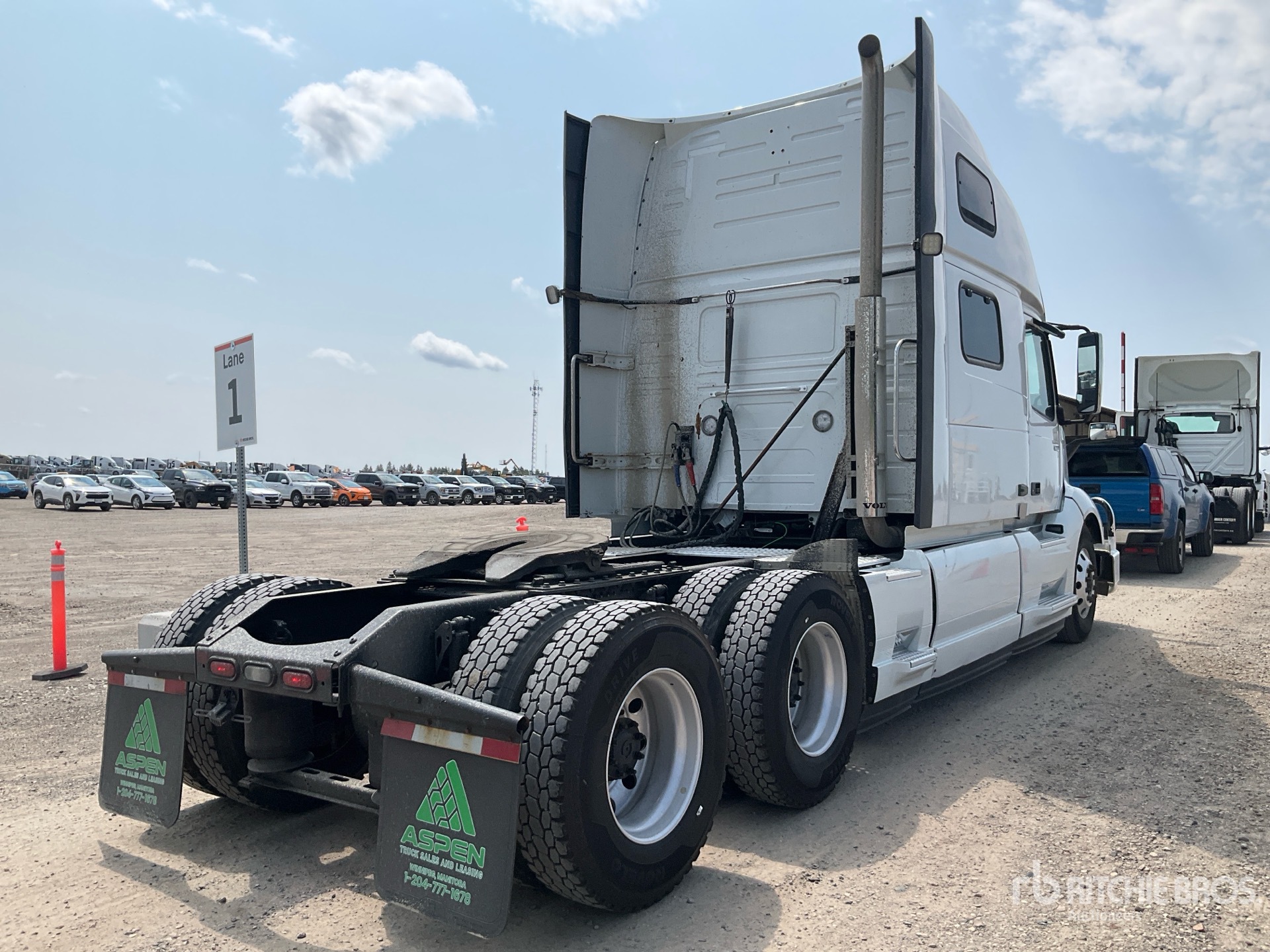 2019 Volvo VNL860
