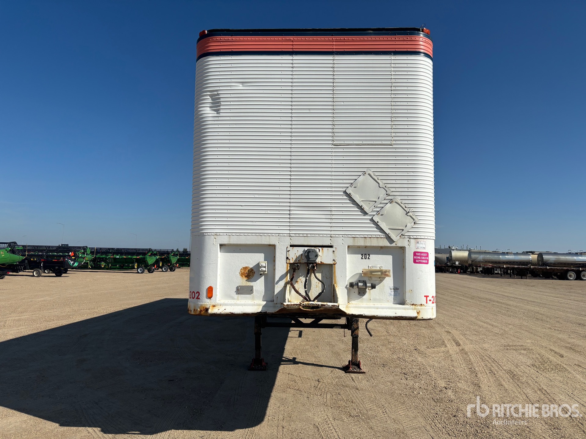 1981 Fruehauf 45 ft x 102 in T/A Storage
