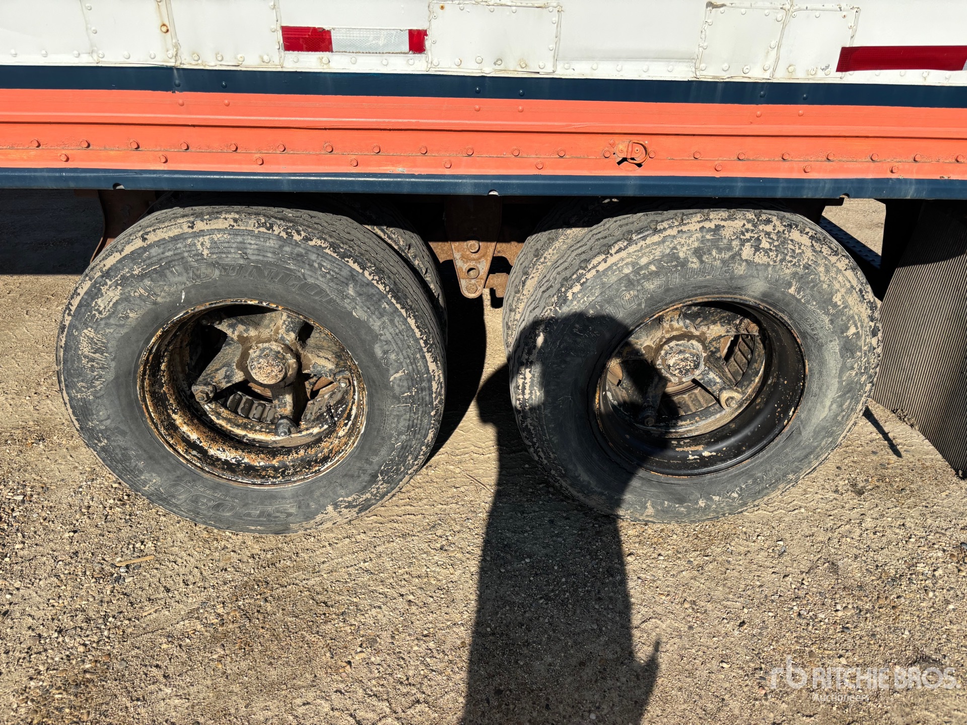 1995 Pines 45 ft x 102 in T/A Storage