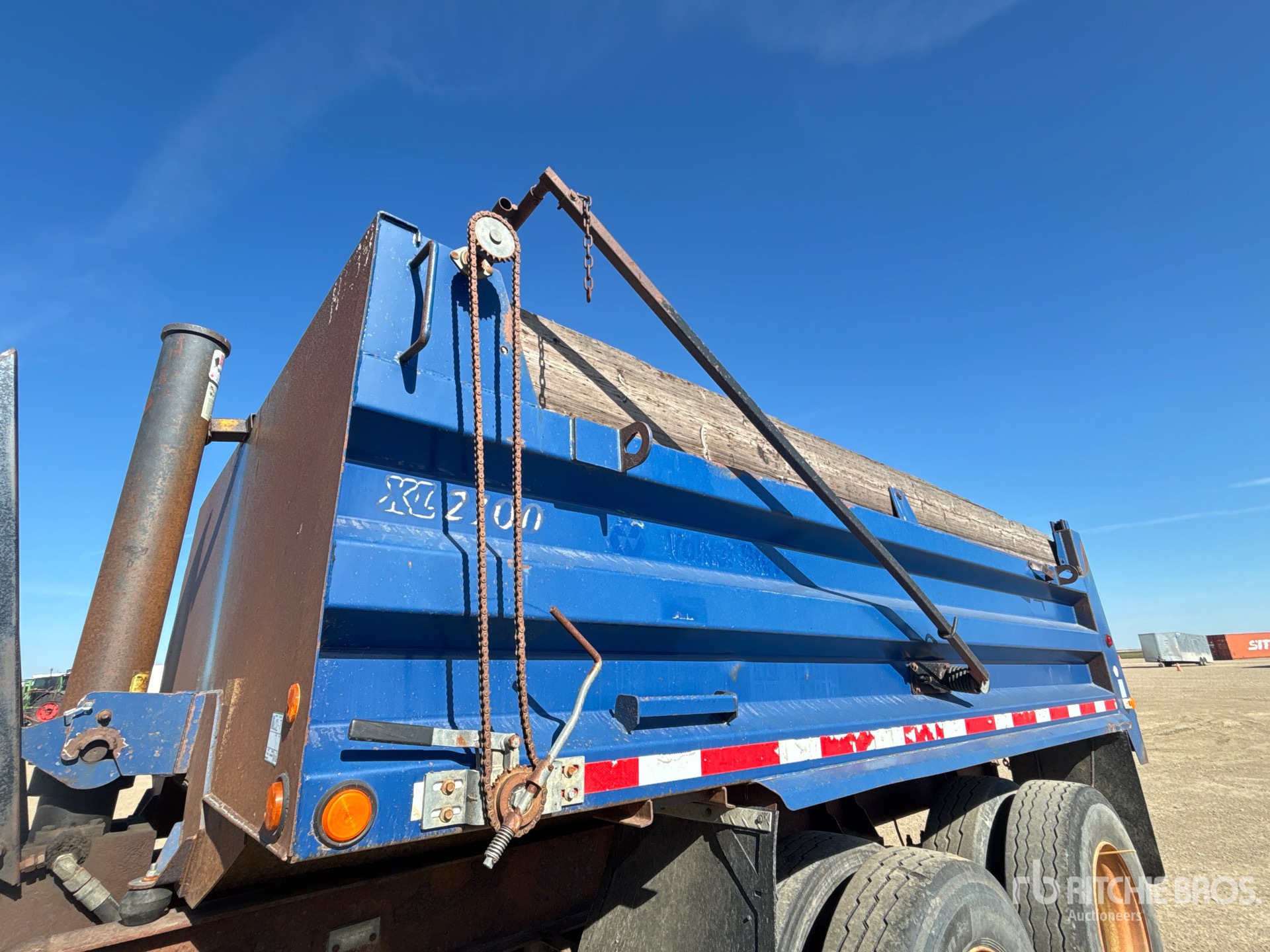 2001 Midland XL2100