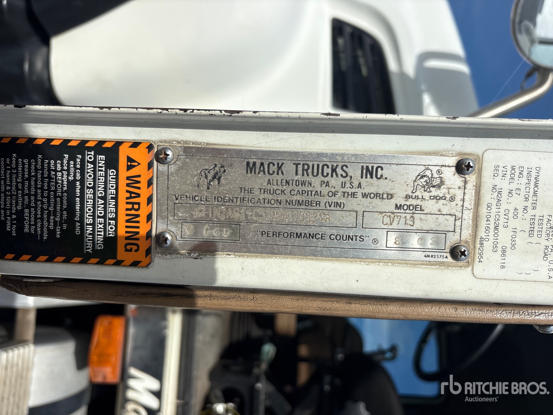 2002 Mack CV713 Granite