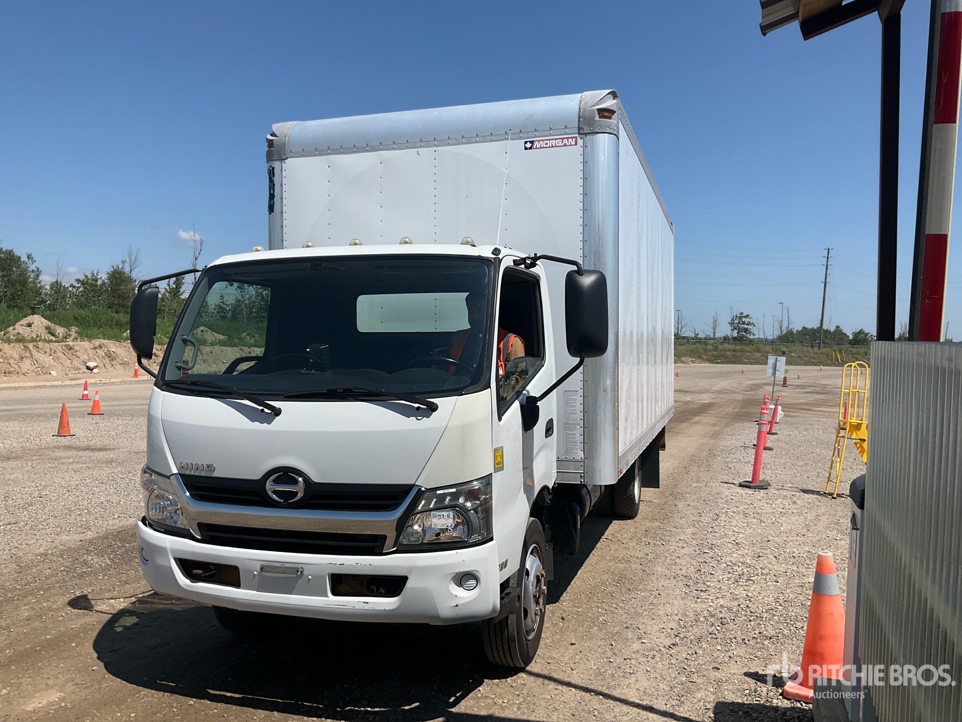 2020 Hino 195