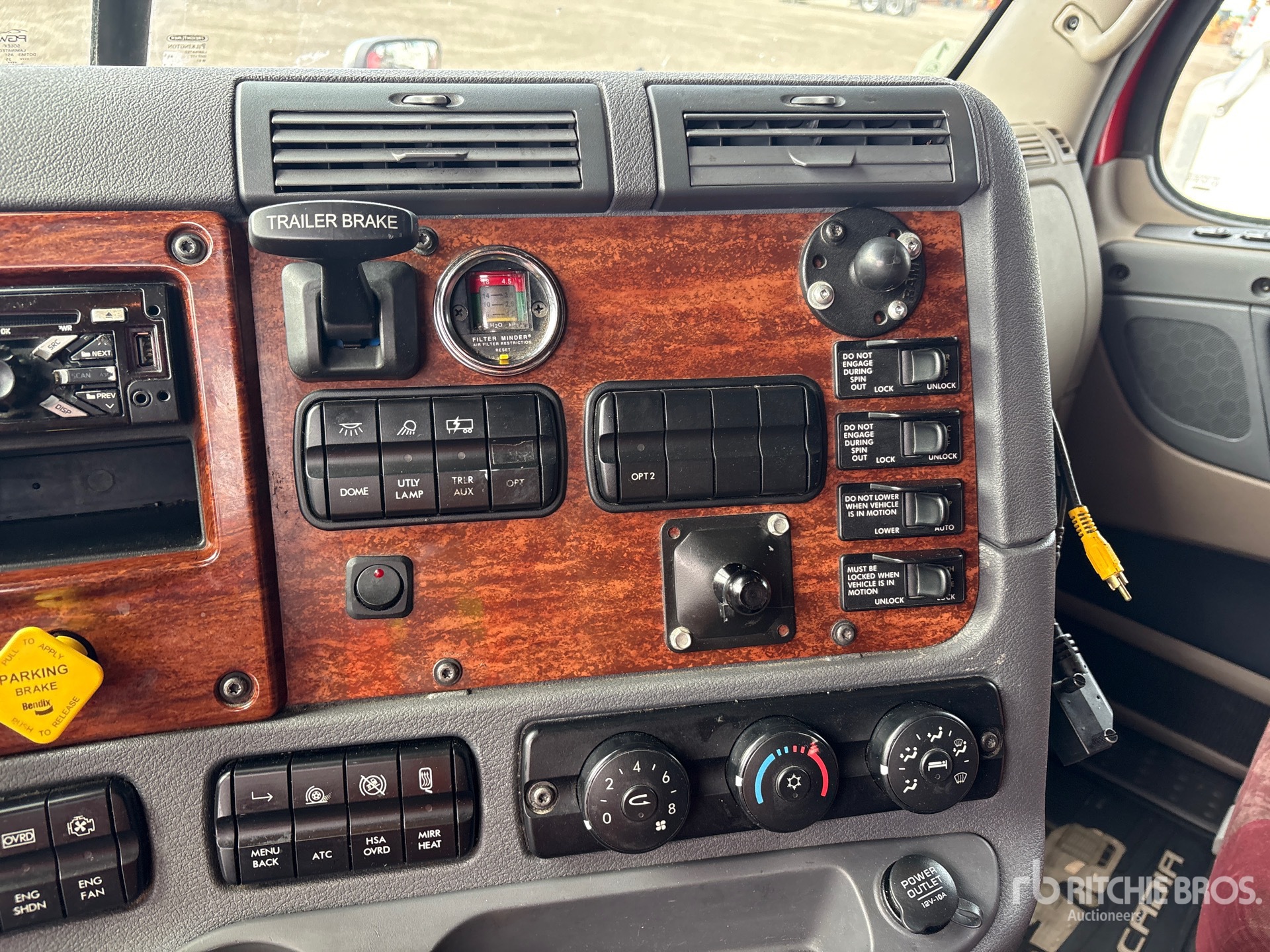 2019 Freightliner CASCADIA 125