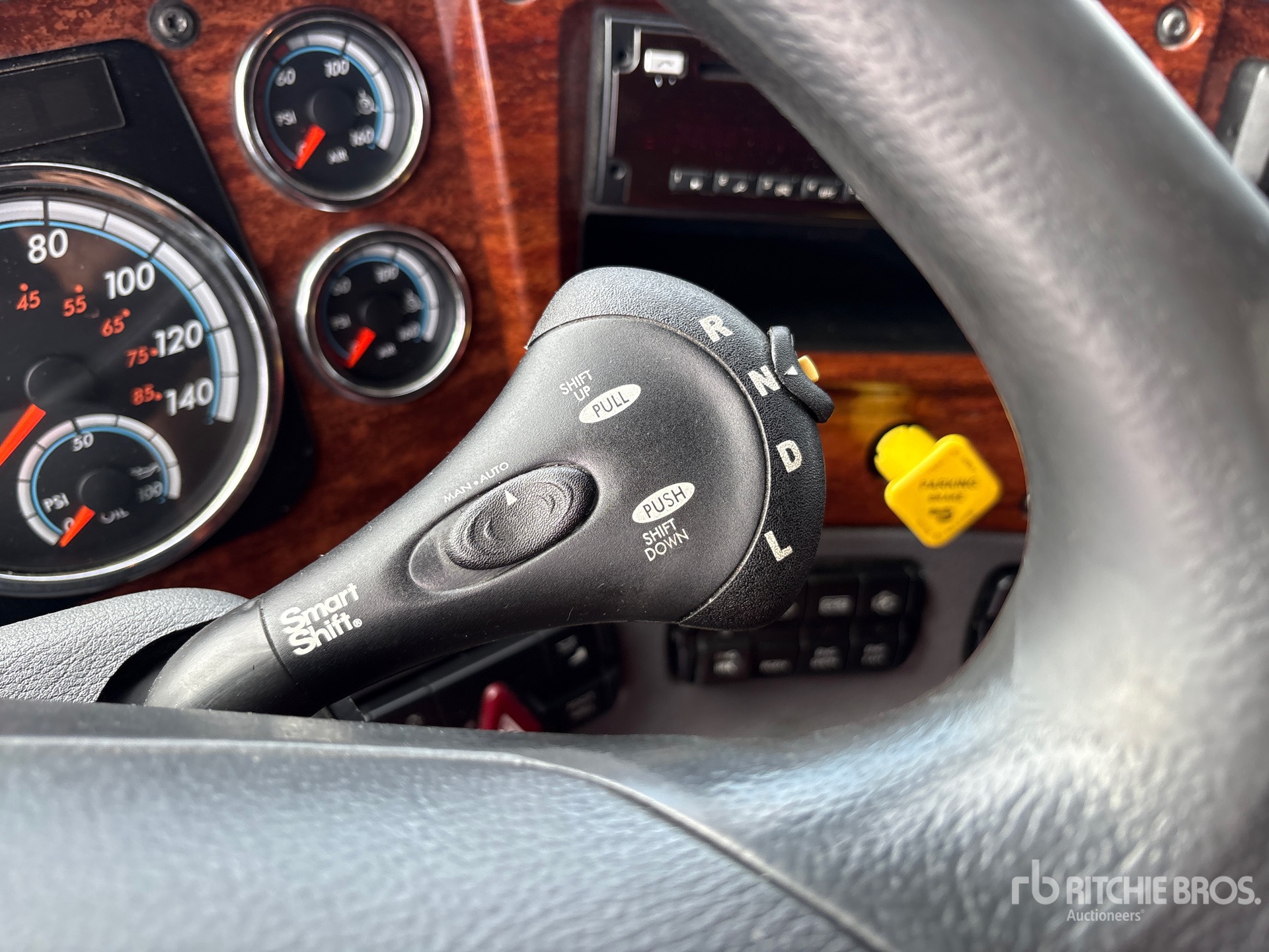 2019 Freightliner CASCADIA 125