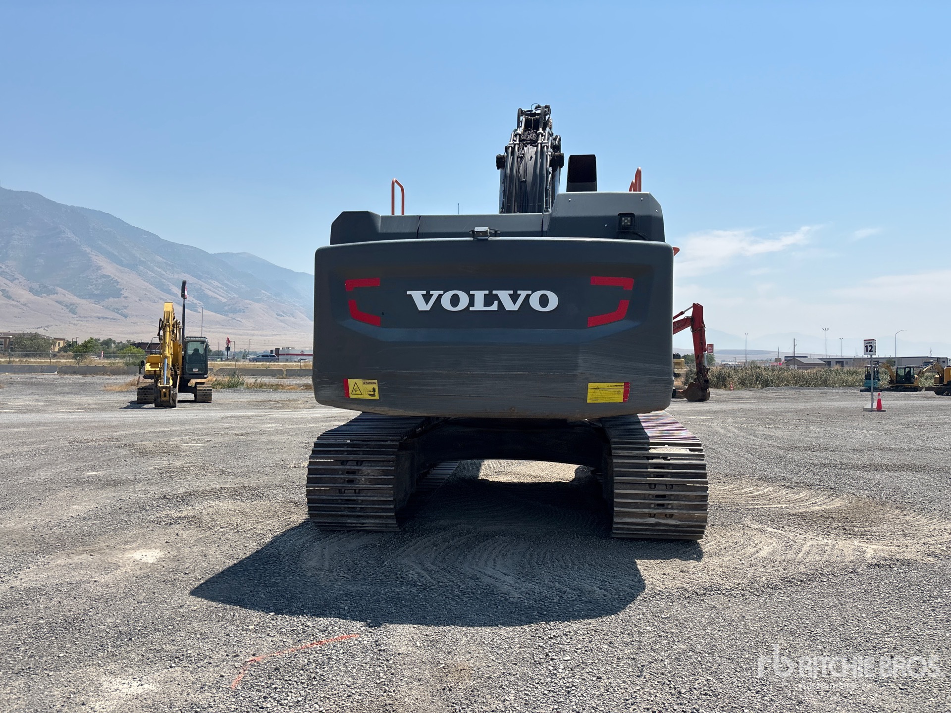 2015 Volvo EC380ELR