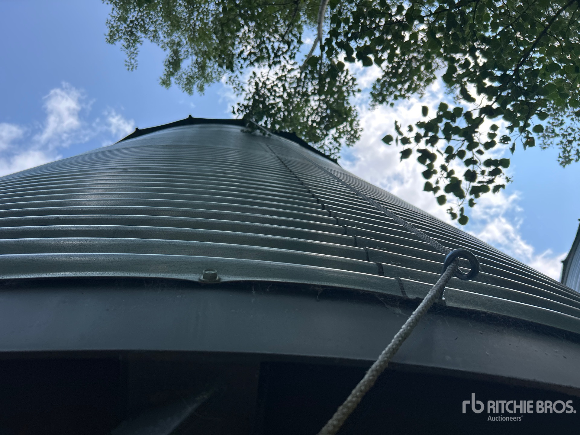 Westeel +/- 2000 BU 6 RING HOPPER