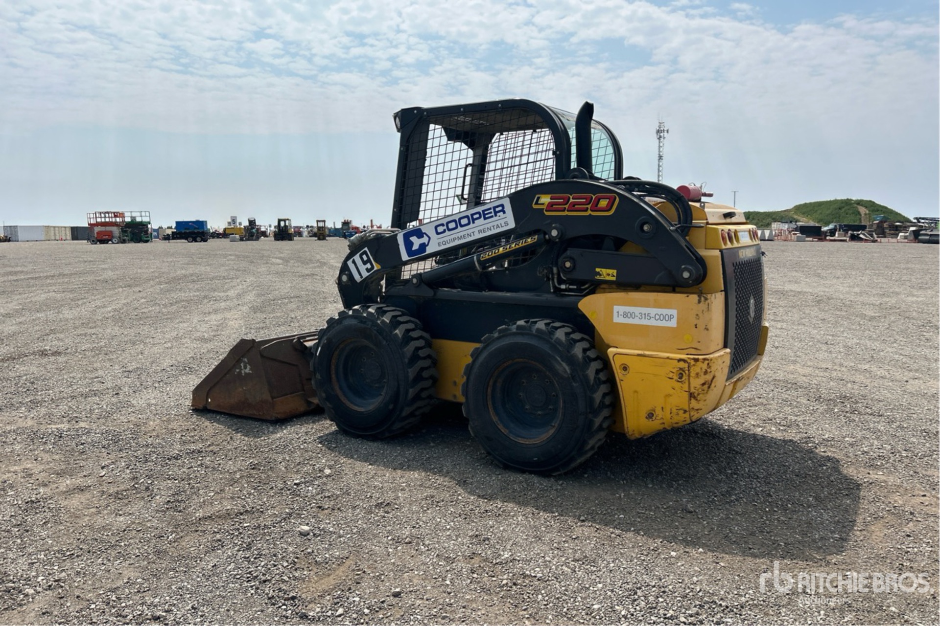2018 New Holland L220