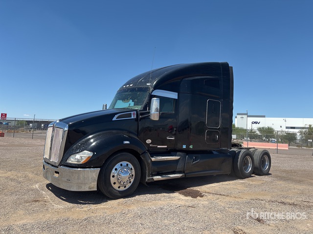 2019 Kenworth T680 6x4 T/a Sleeper Truck Tractor