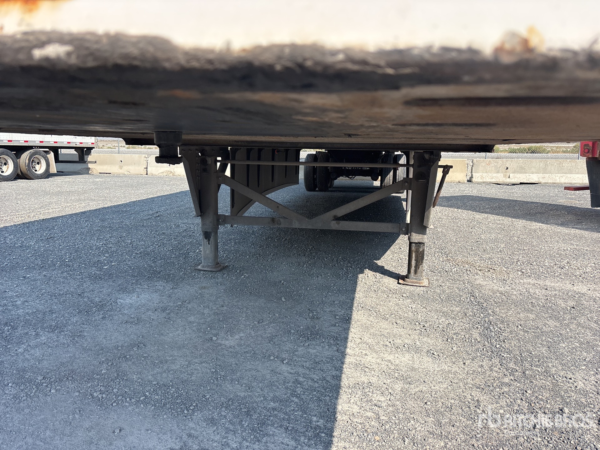 2017 Hyundai 53 ft x 96 in T/A