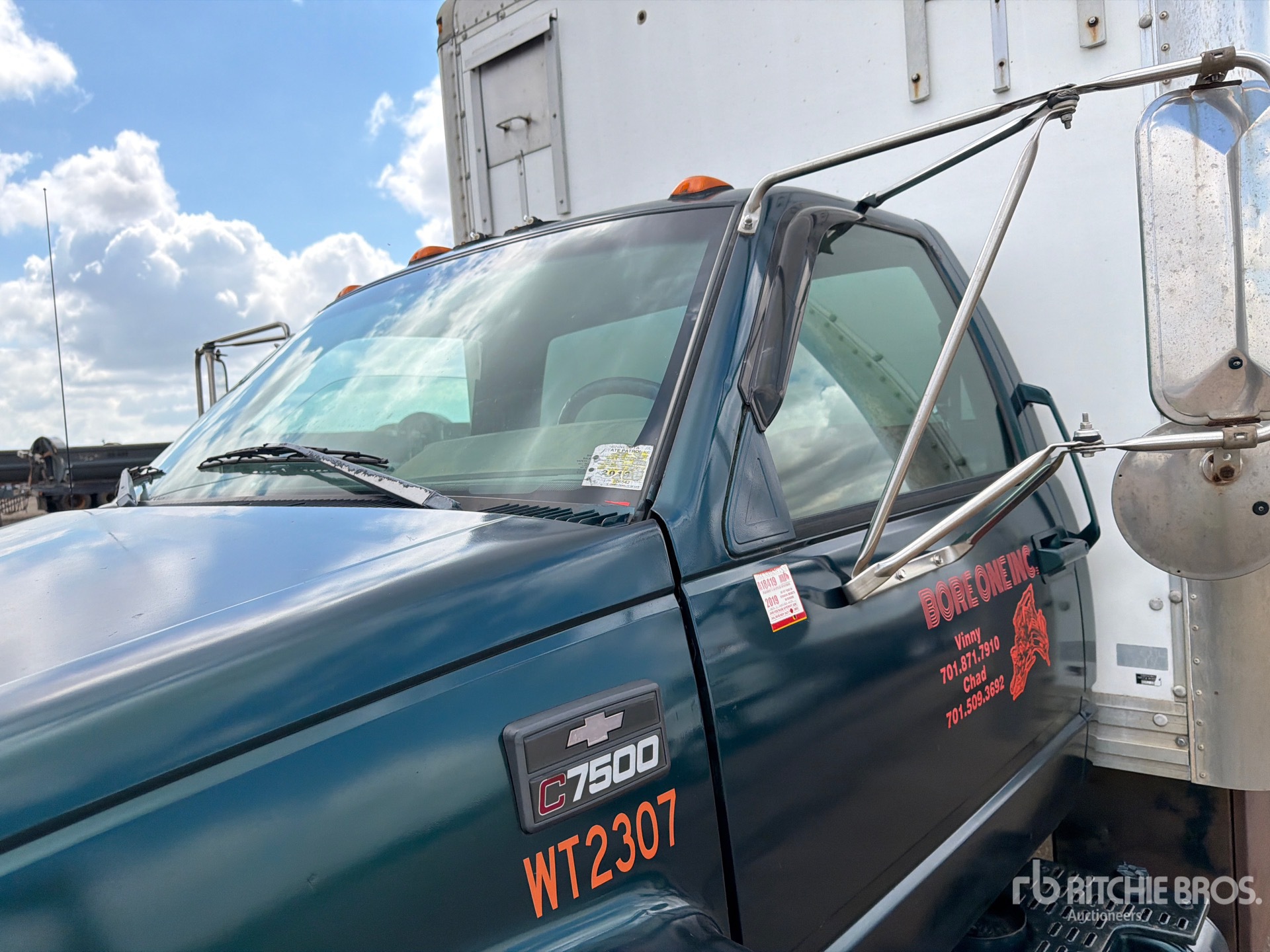 1999 Chevrolet C7500