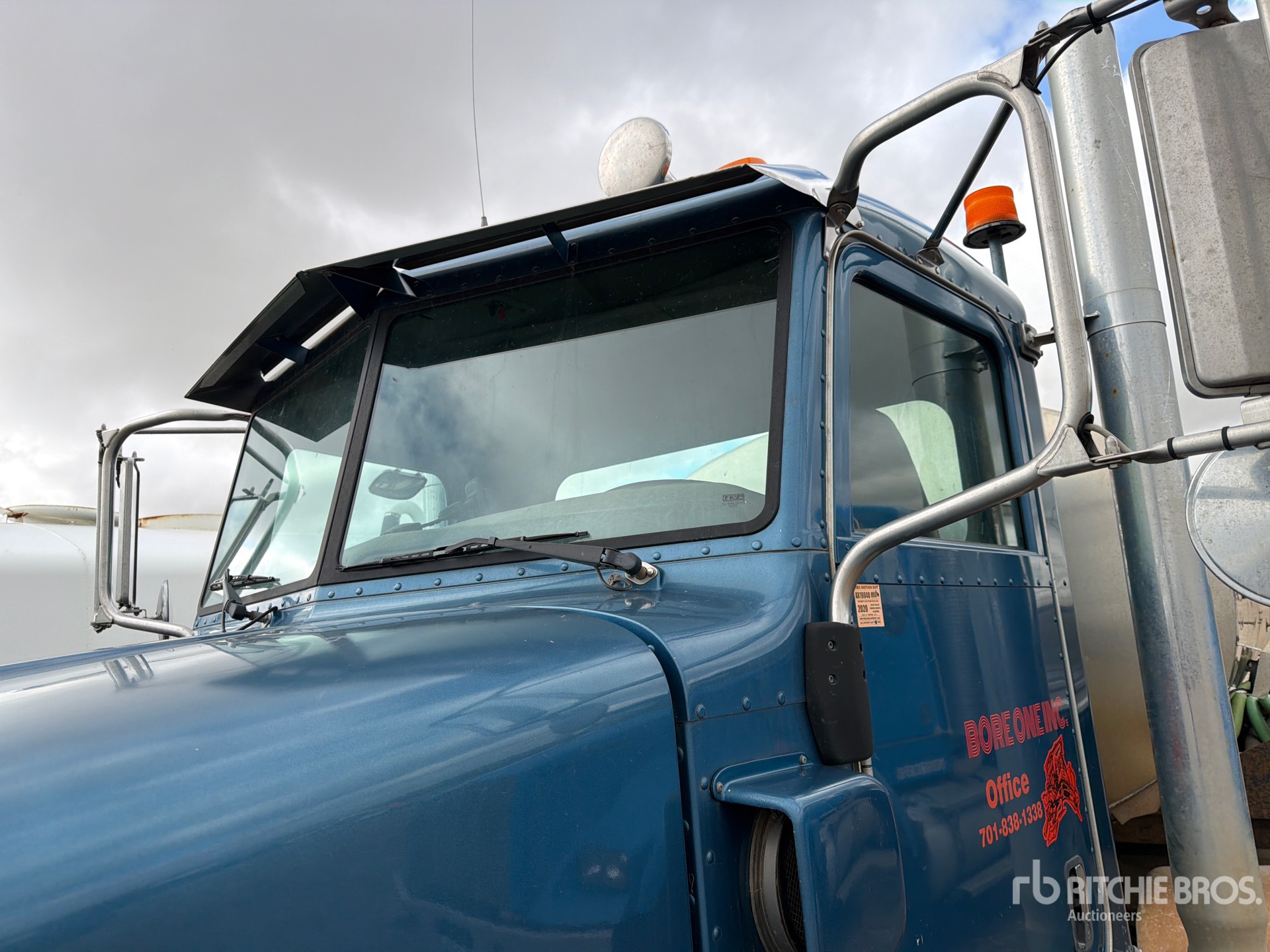 2005 Peterbilt 378