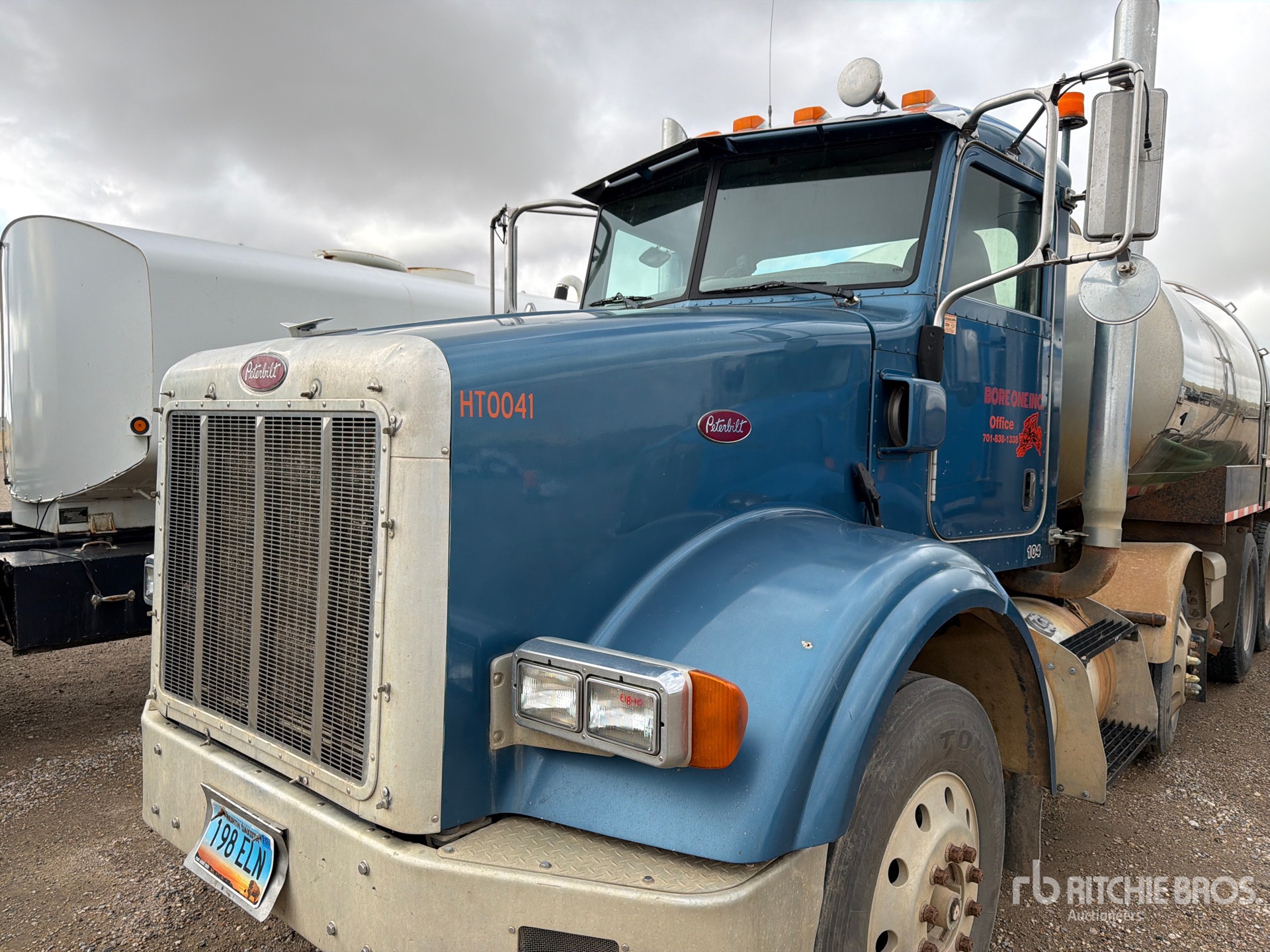 2005 Peterbilt 378