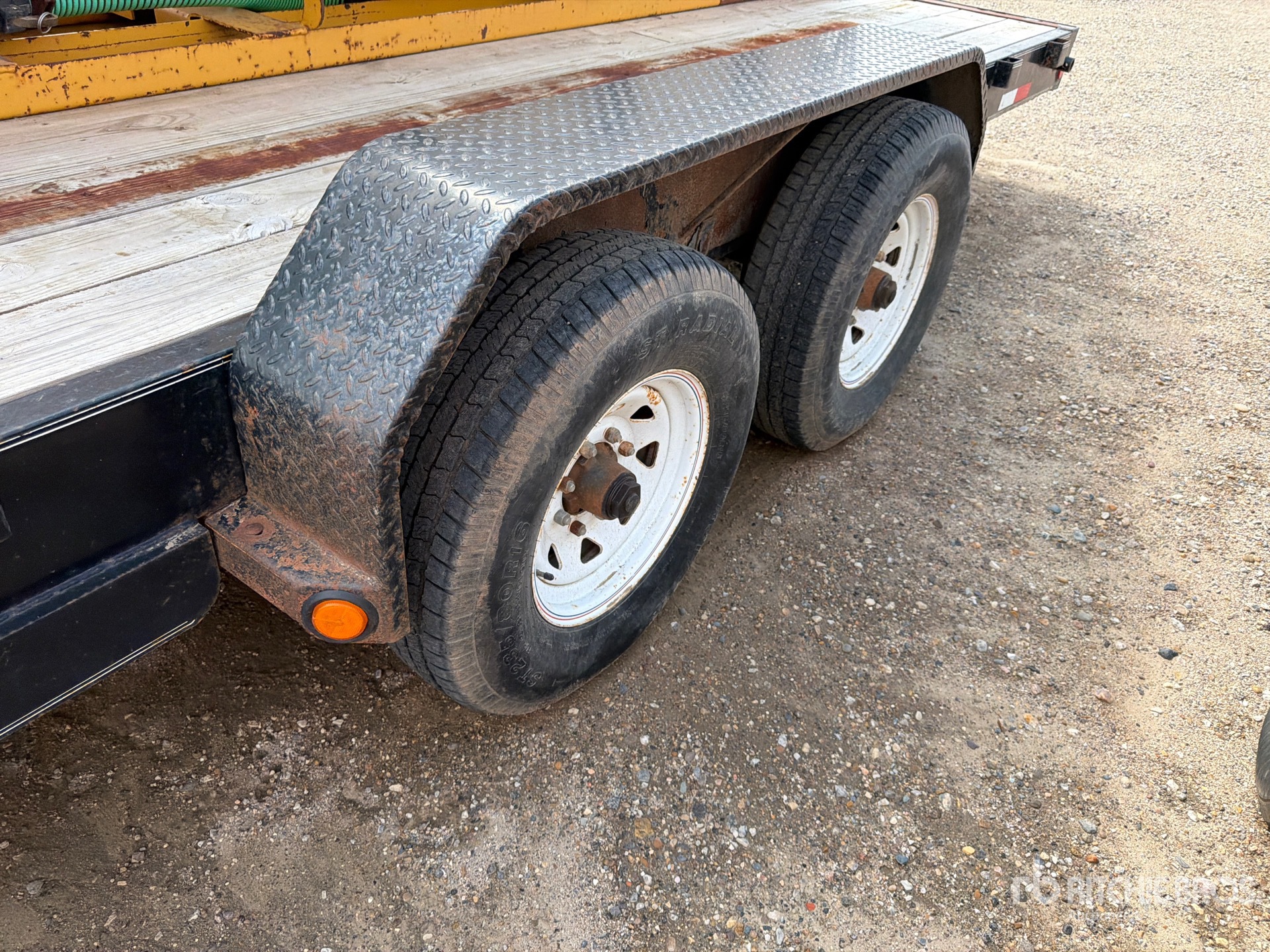2014 Pj Trailers 22 ft T/A