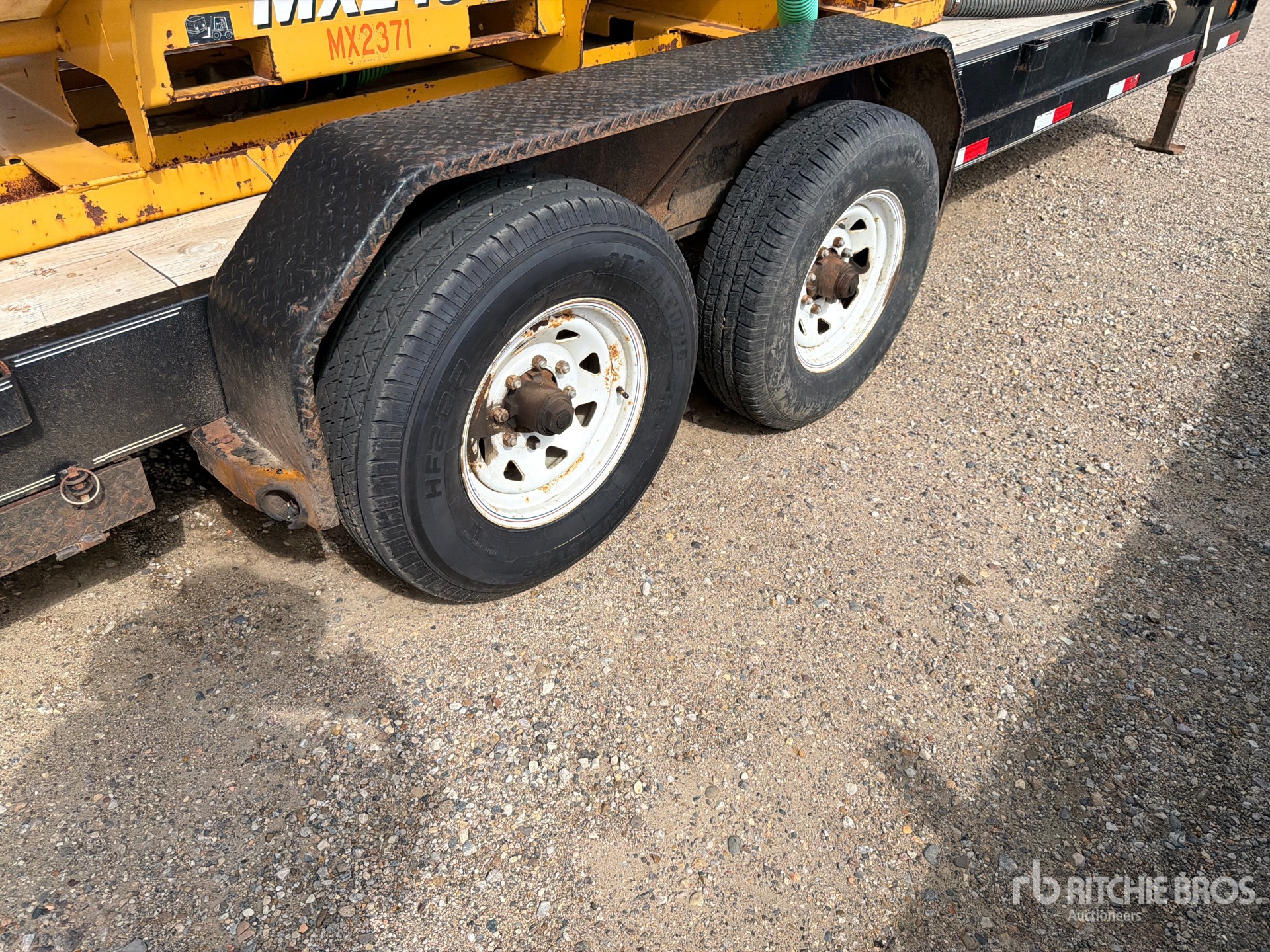 2014 Pj Trailers 22 ft T/A