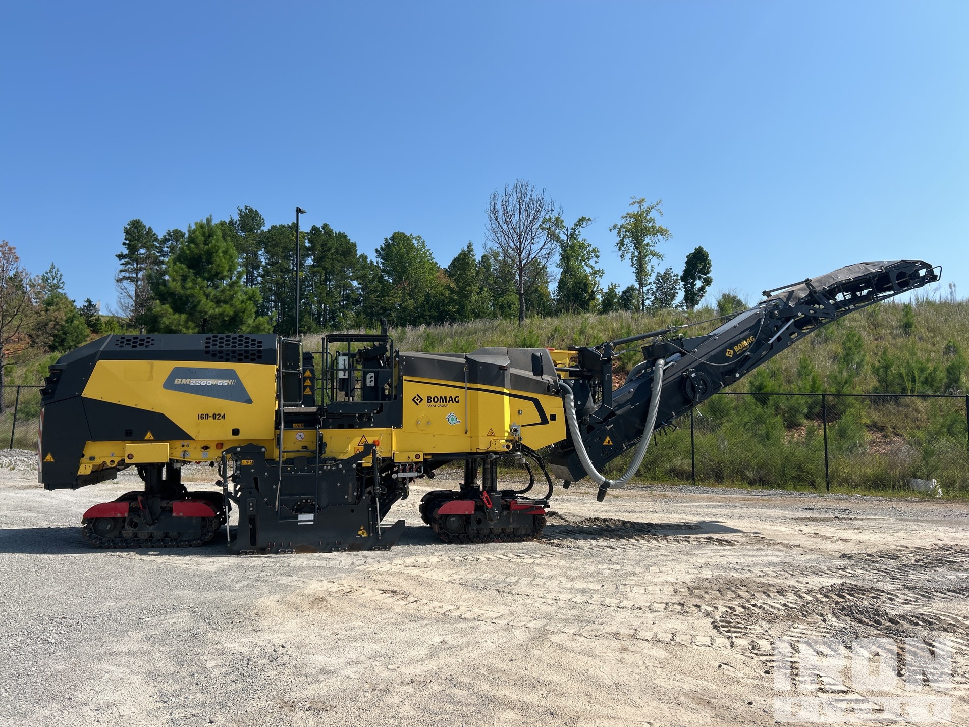 2022 Bomag BM2200/65