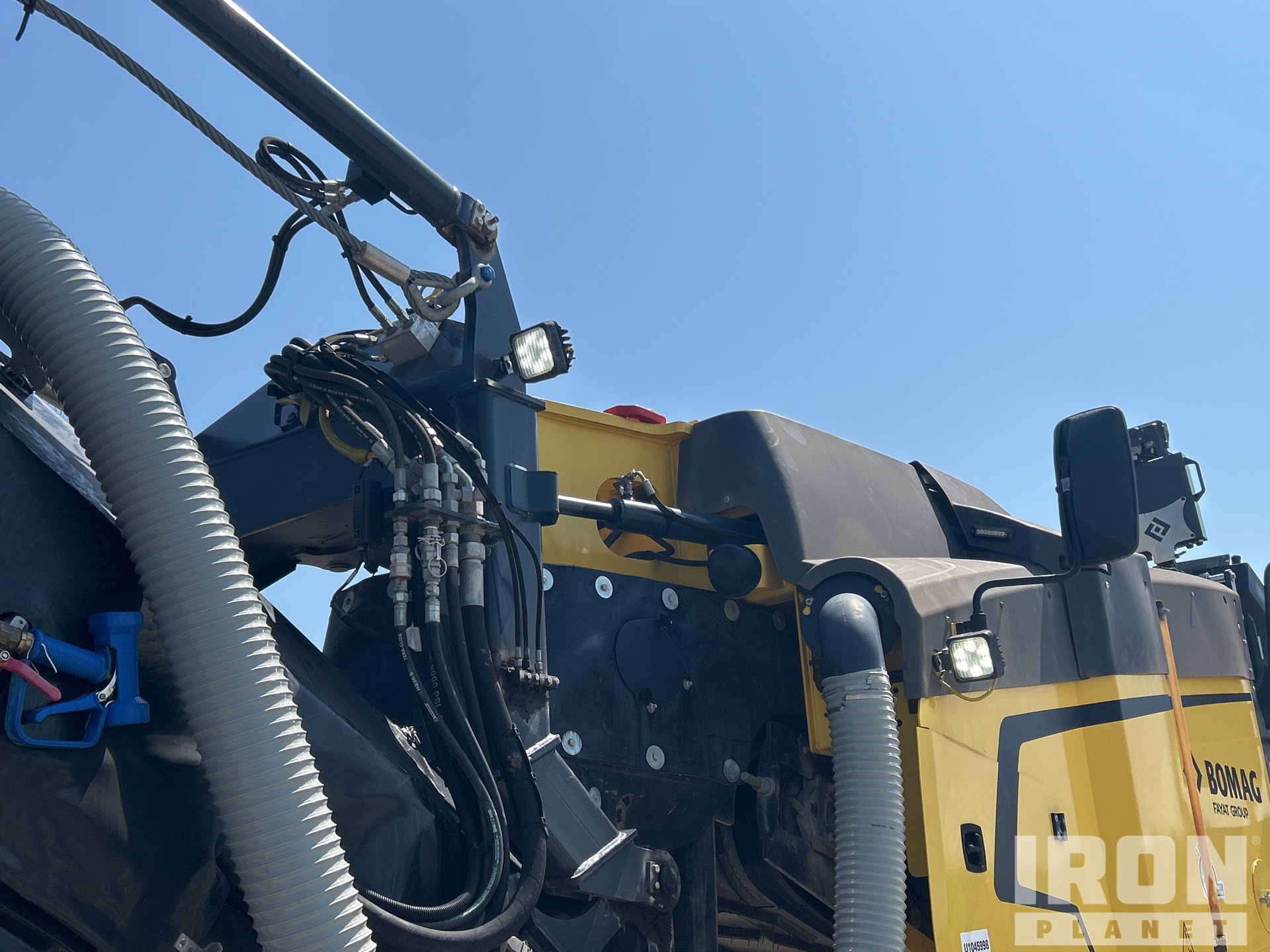 2022 Bomag BM2200/65