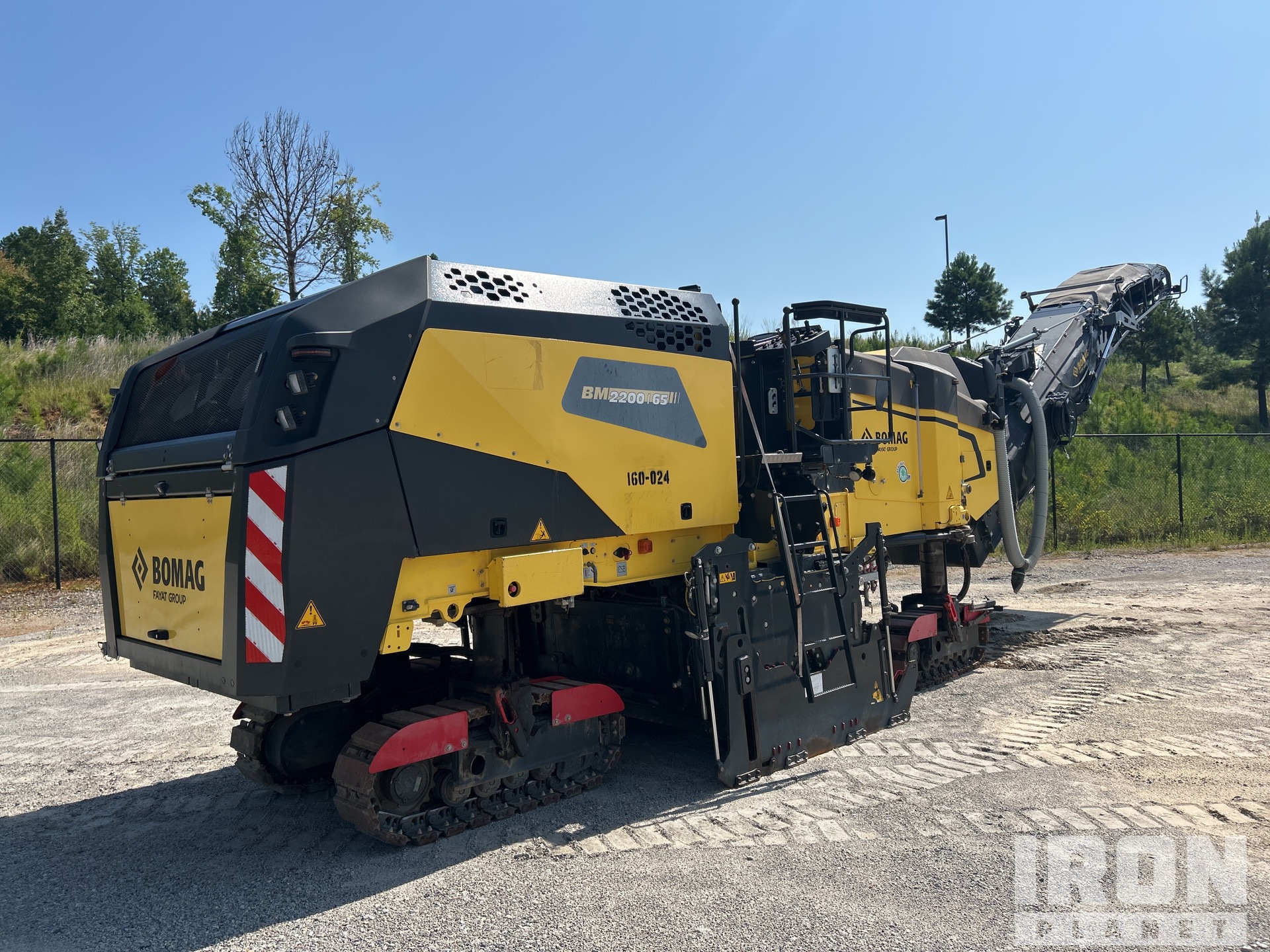2022 Bomag BM2200/65