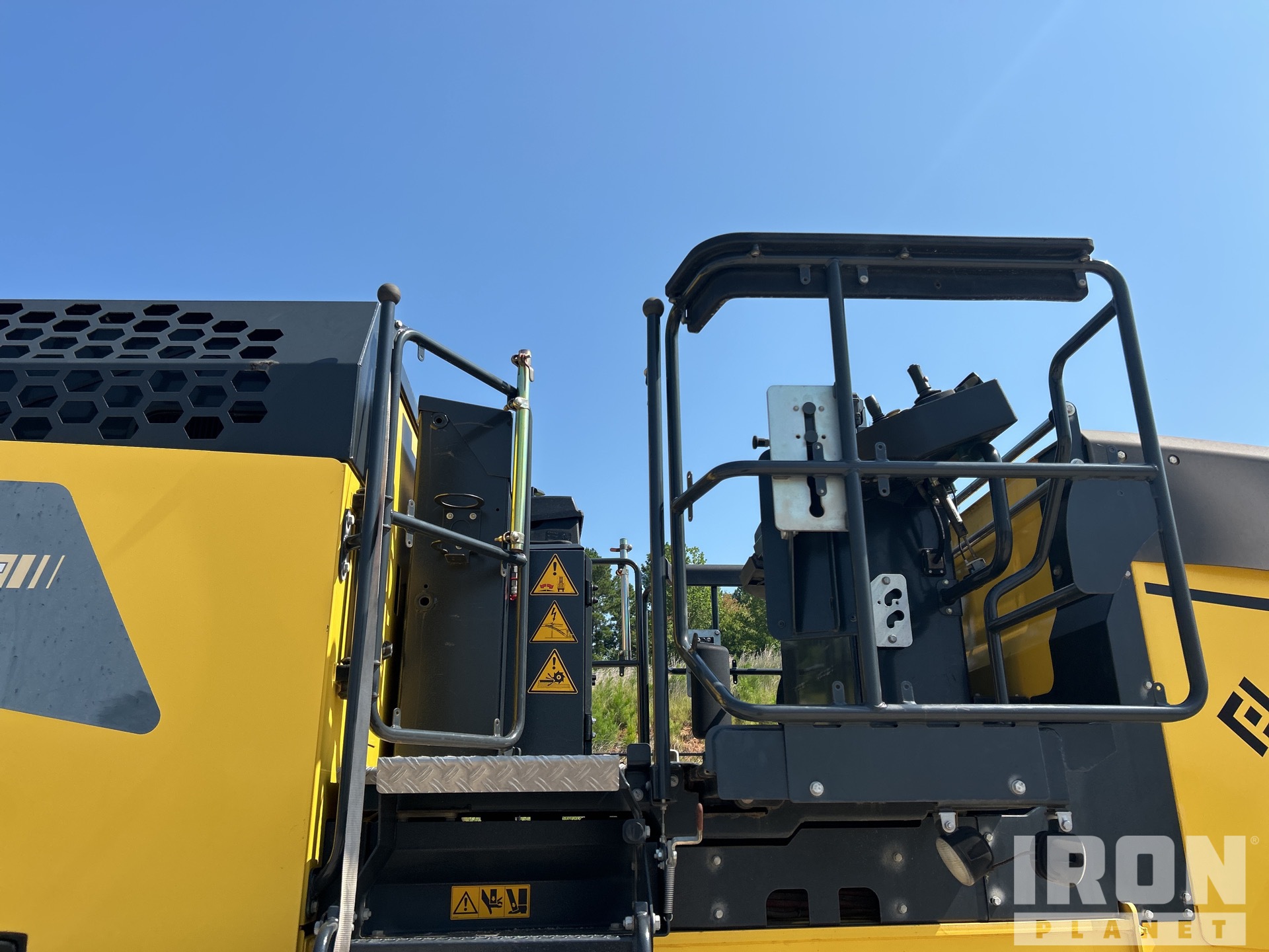 2022 Bomag BM2200/65