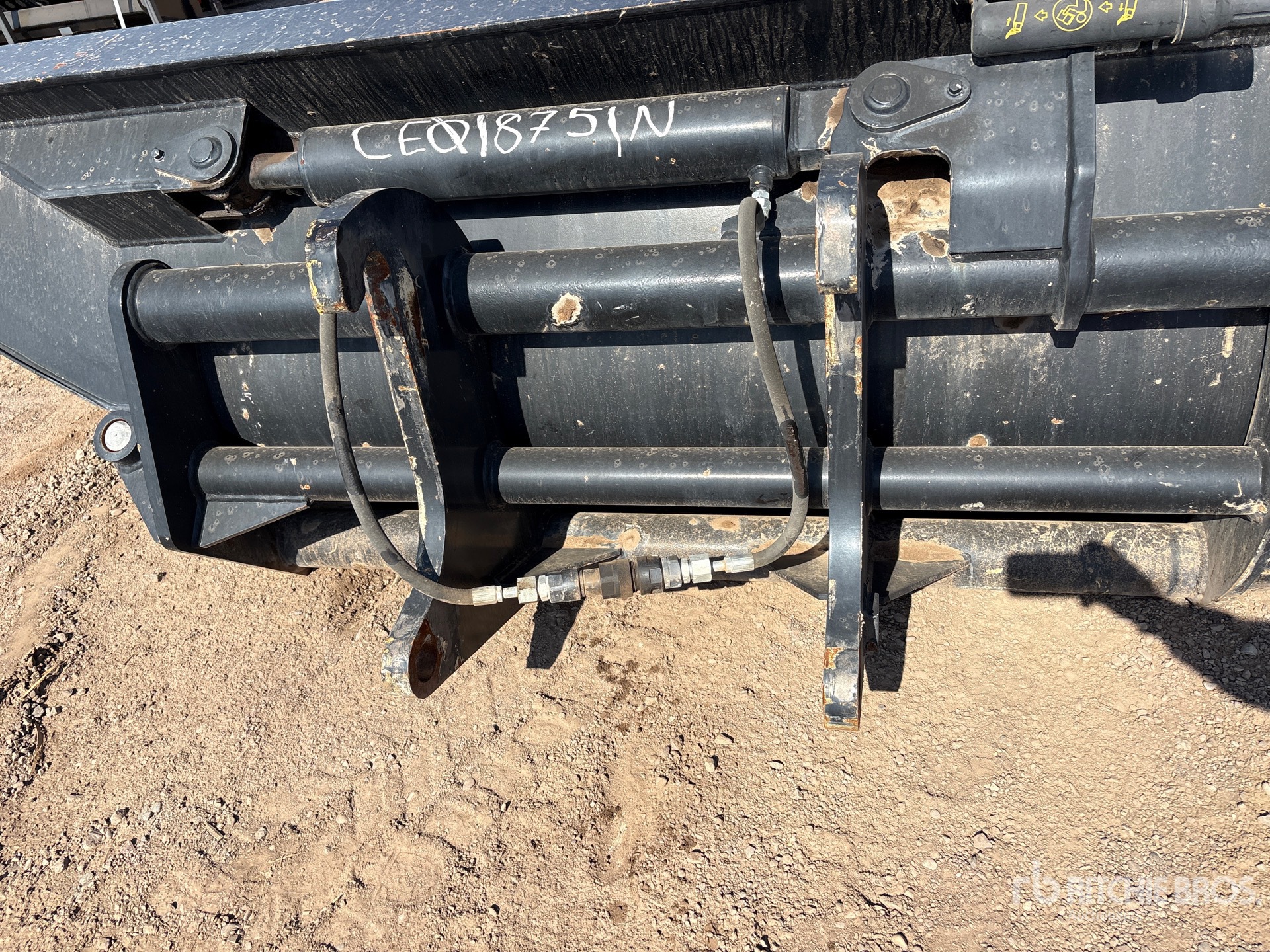 2021 Caterpillar 107 in 0.96 m3 Side Dump - Fits ...