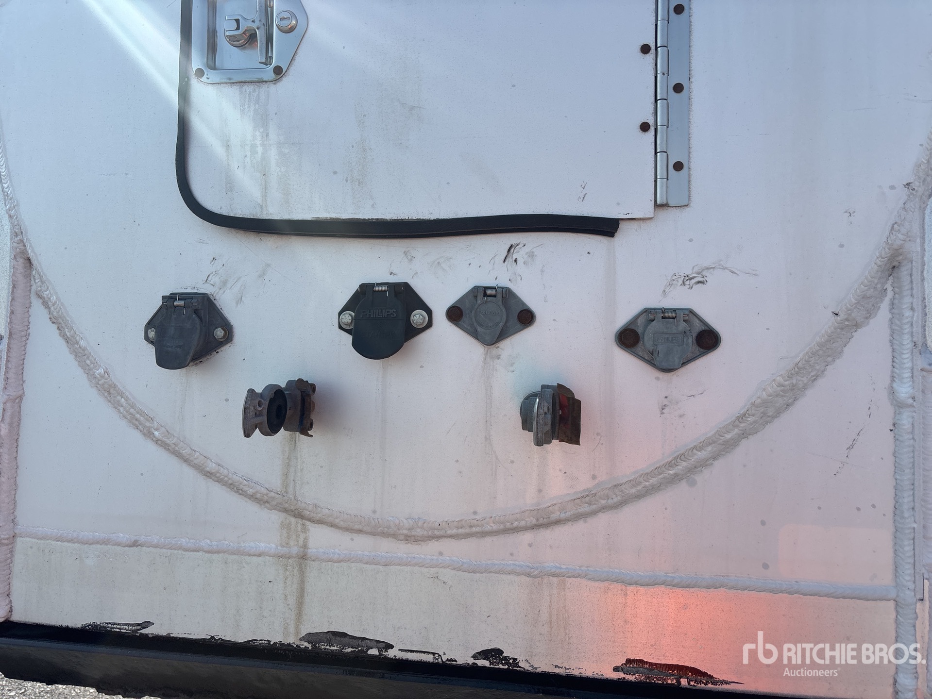 2008 Vantage 36 ft Tri/A Lead Aluminum