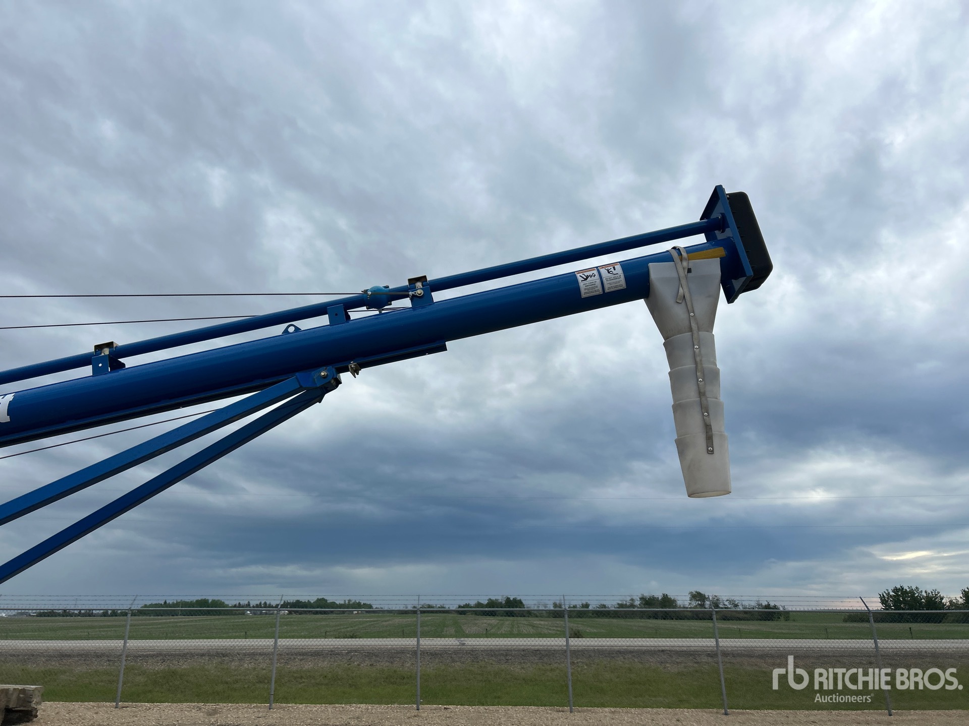 2019 Brandt 852A