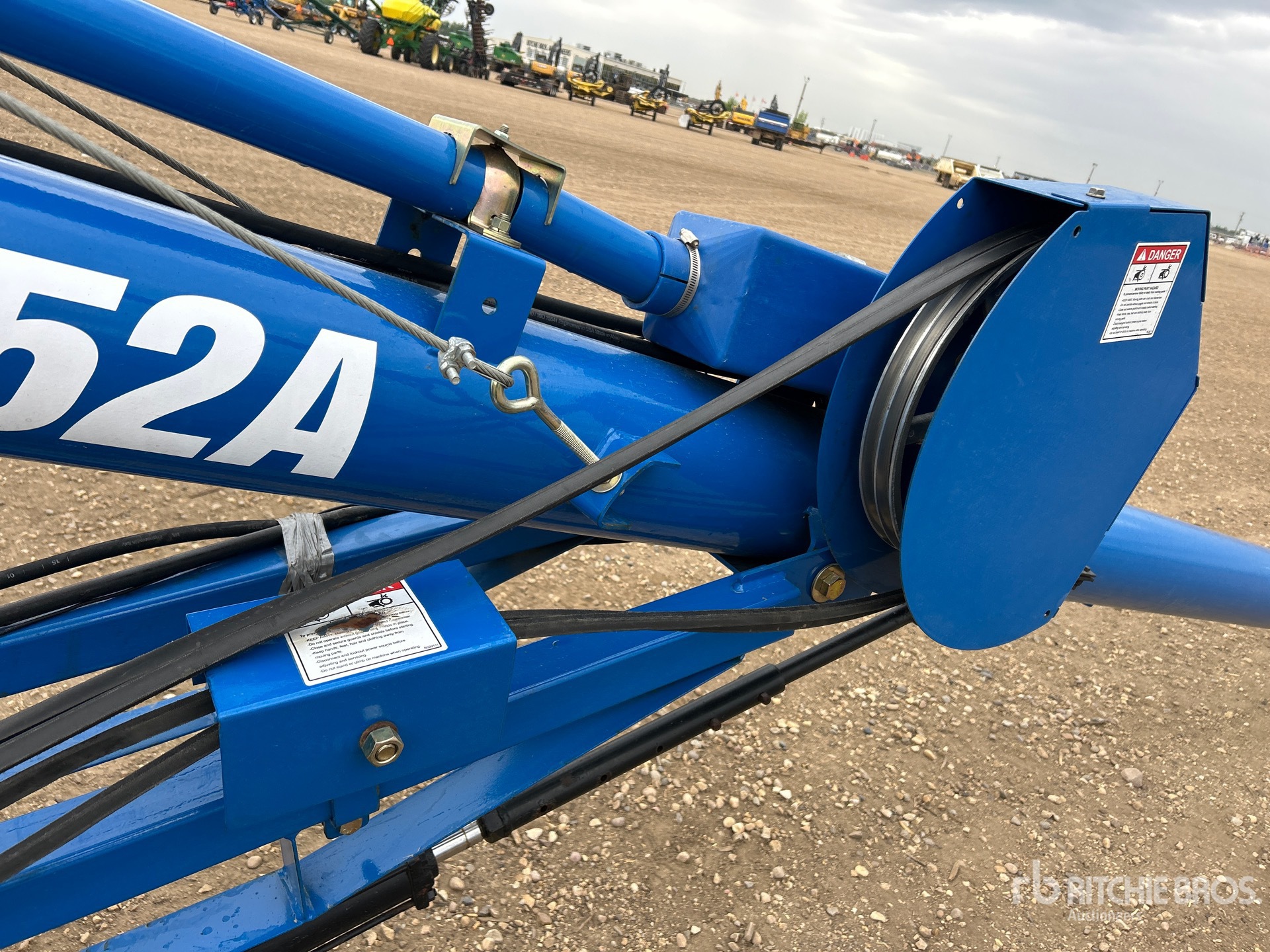 2019 Brandt 852A