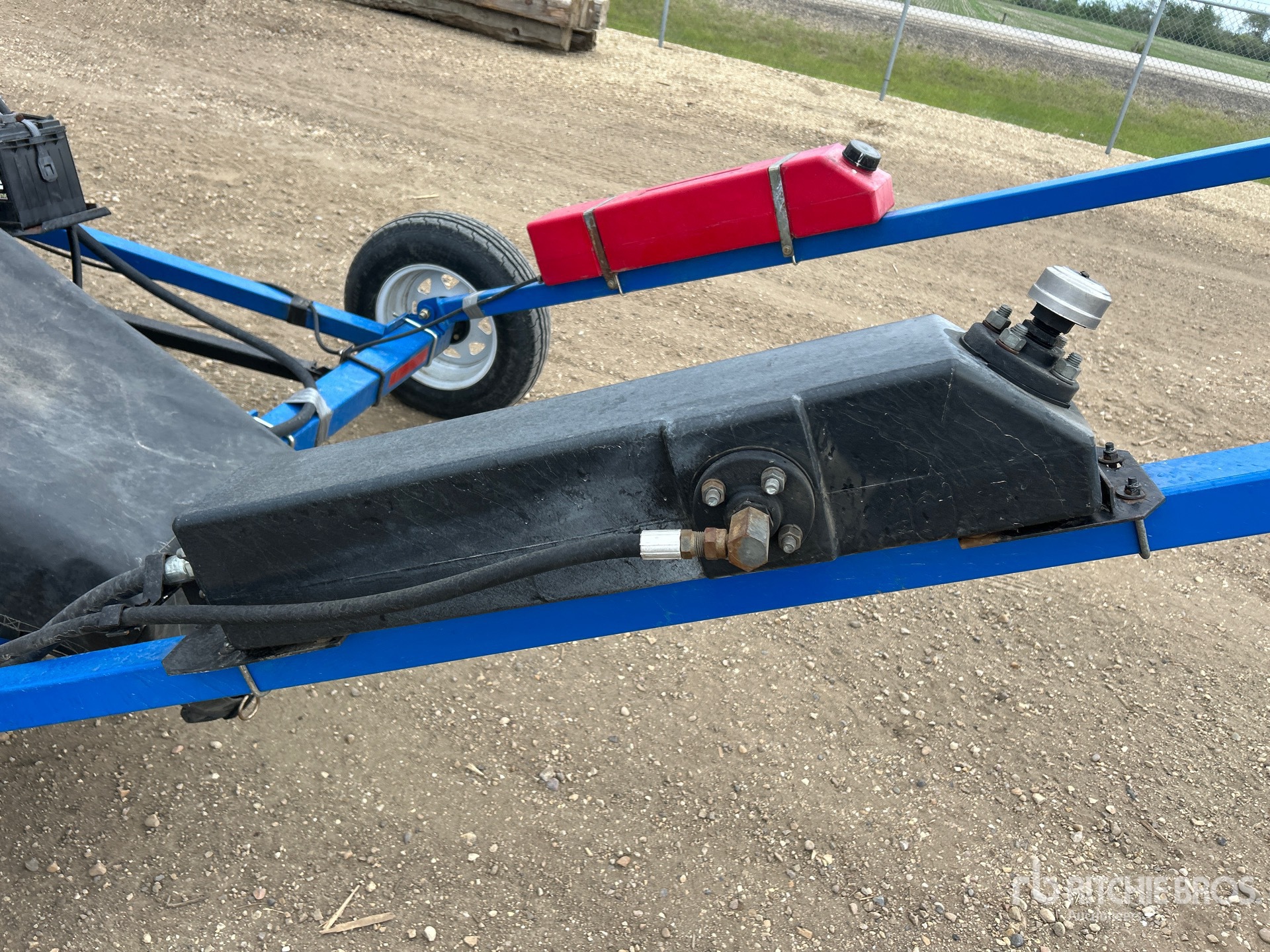2019 Brandt 852A