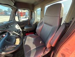 Cab with Seats/armrests