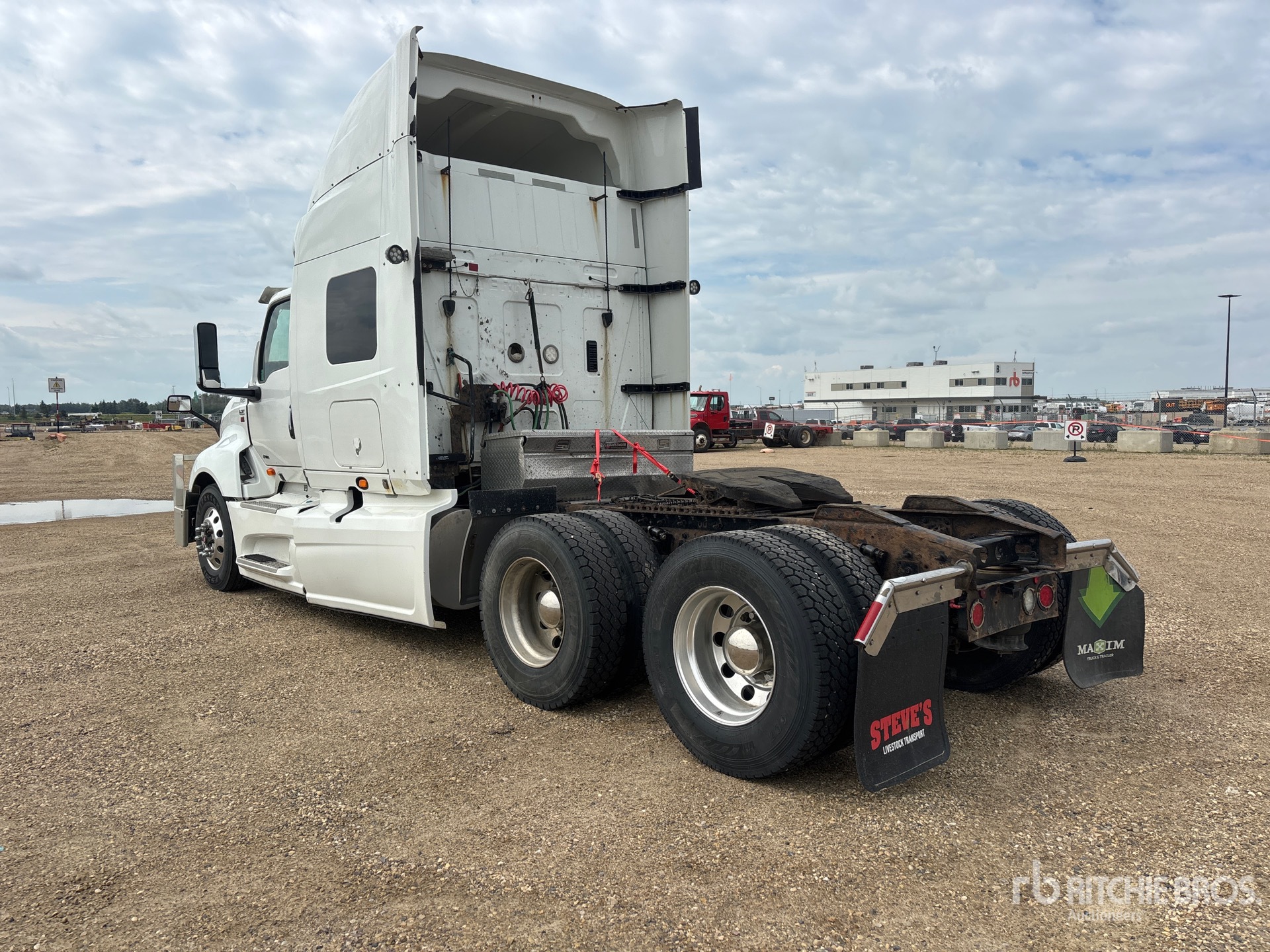 2019 International LT625