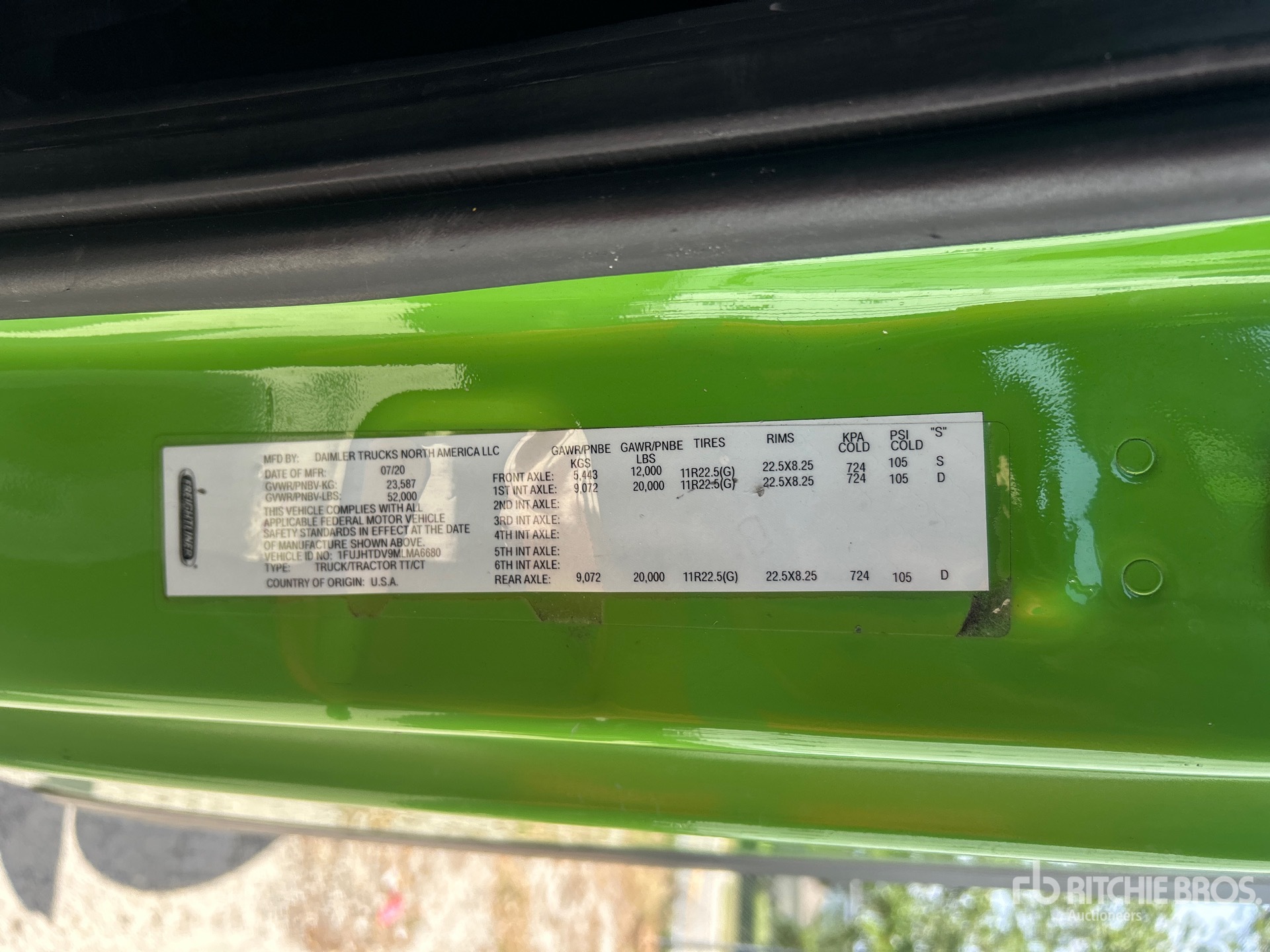 2021 Freightliner CASCADIA 116