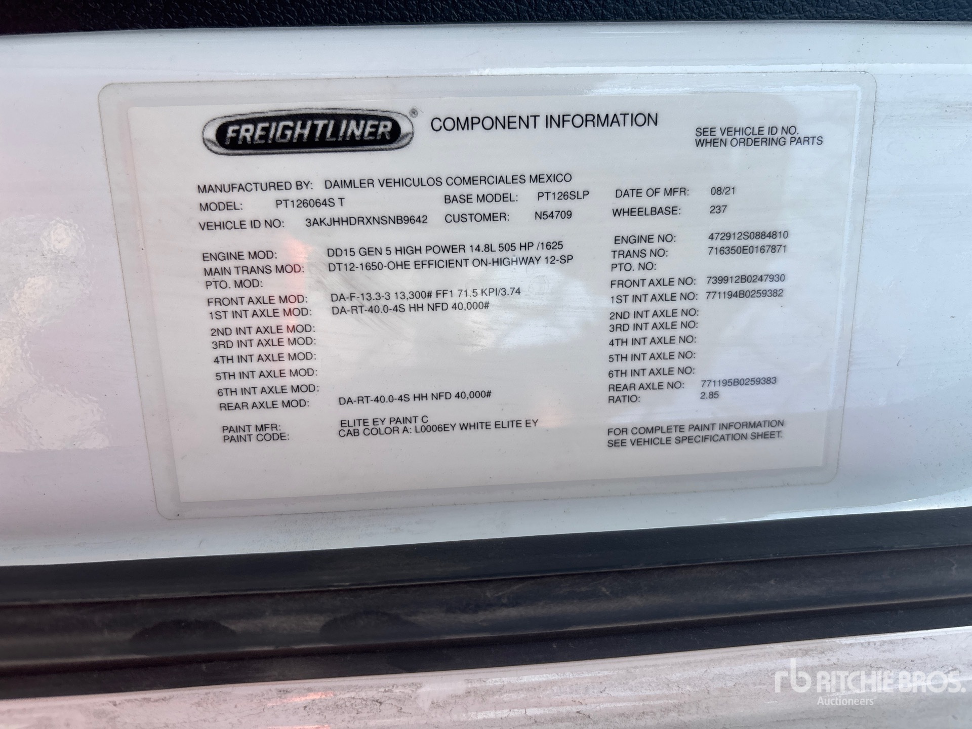 2022 Freightliner CASCADIA 126