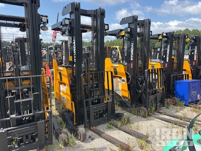 General Appearance - Lift Truck* with Foto, angolo anteriore destro